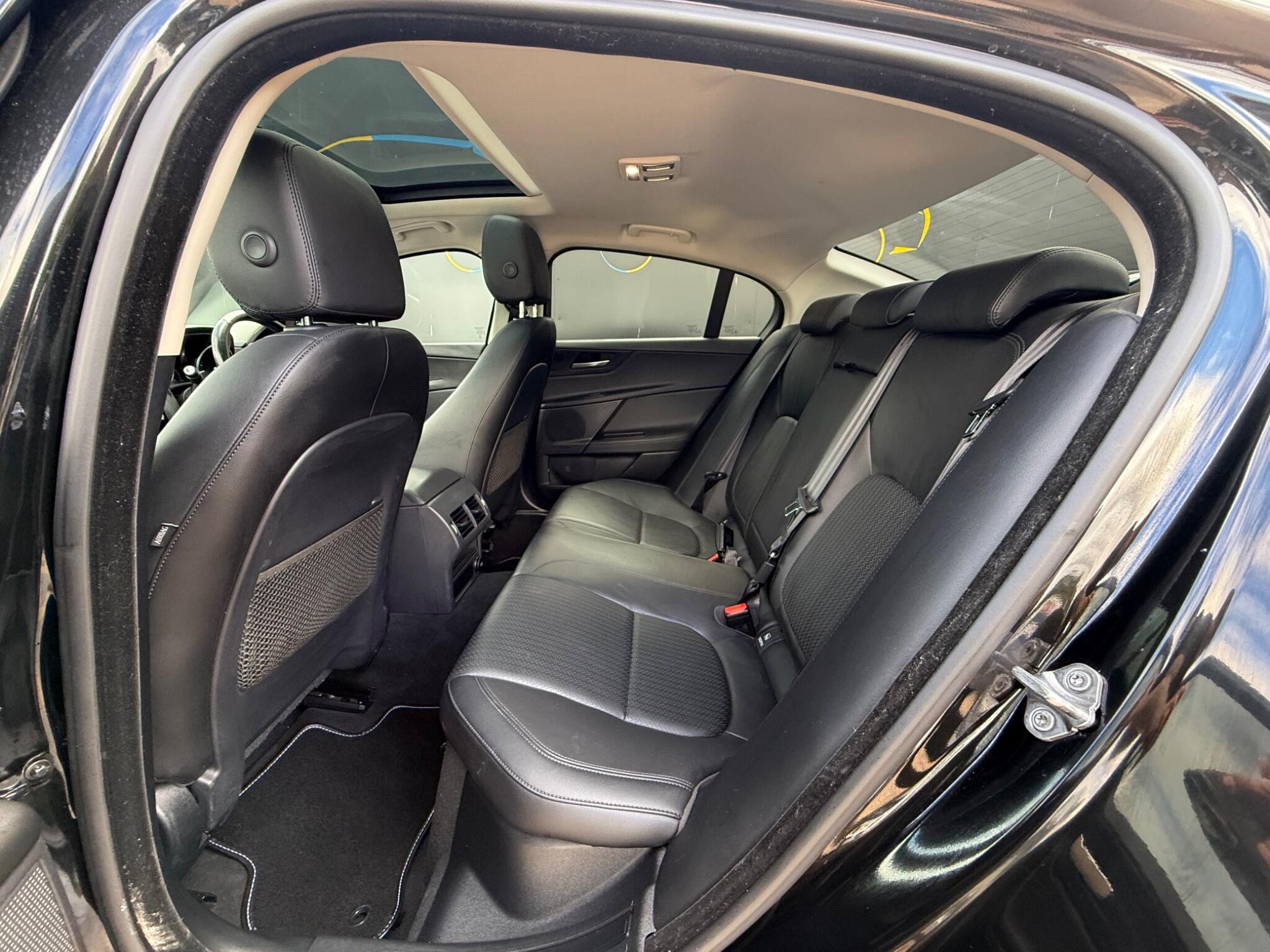 Jaguar Xe view 26