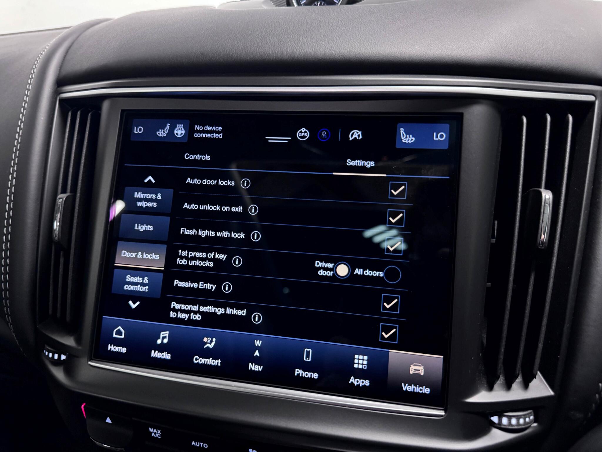 Maserati Levante view 65