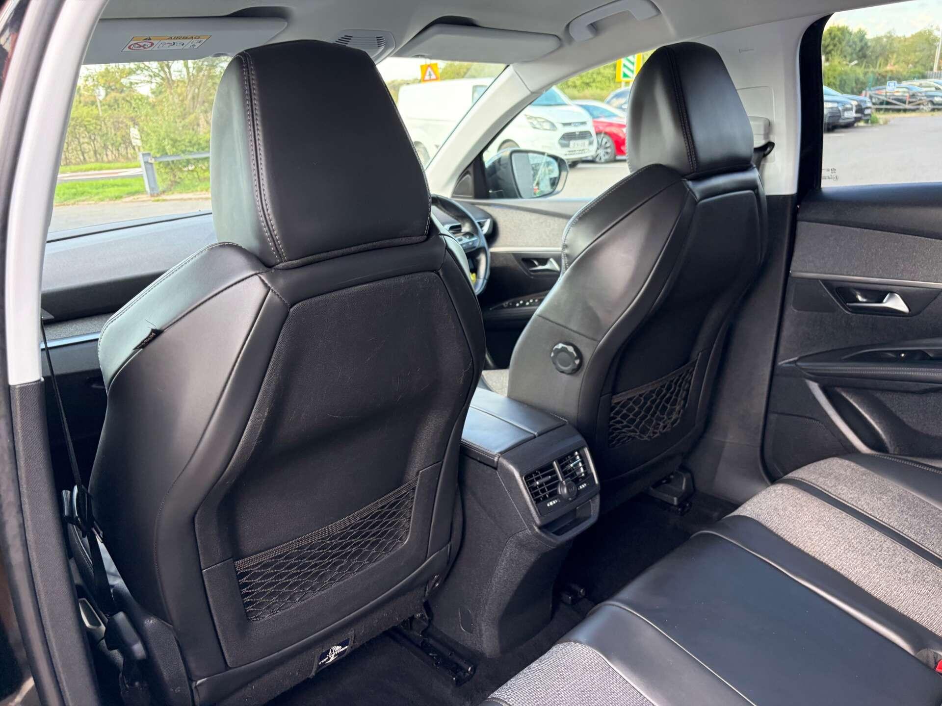 Peugeot 3008 view 22