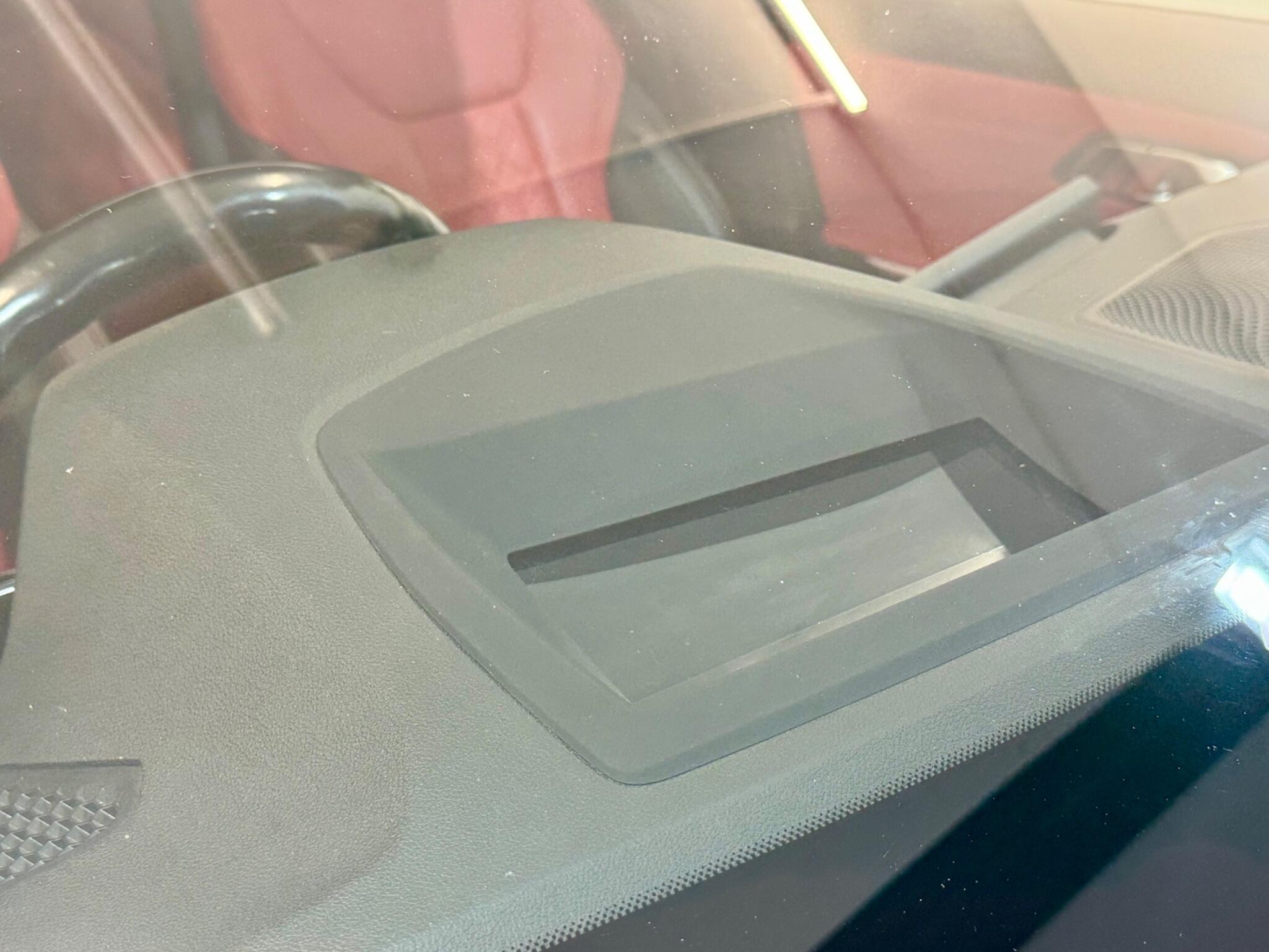 BMW 3 Series view 28