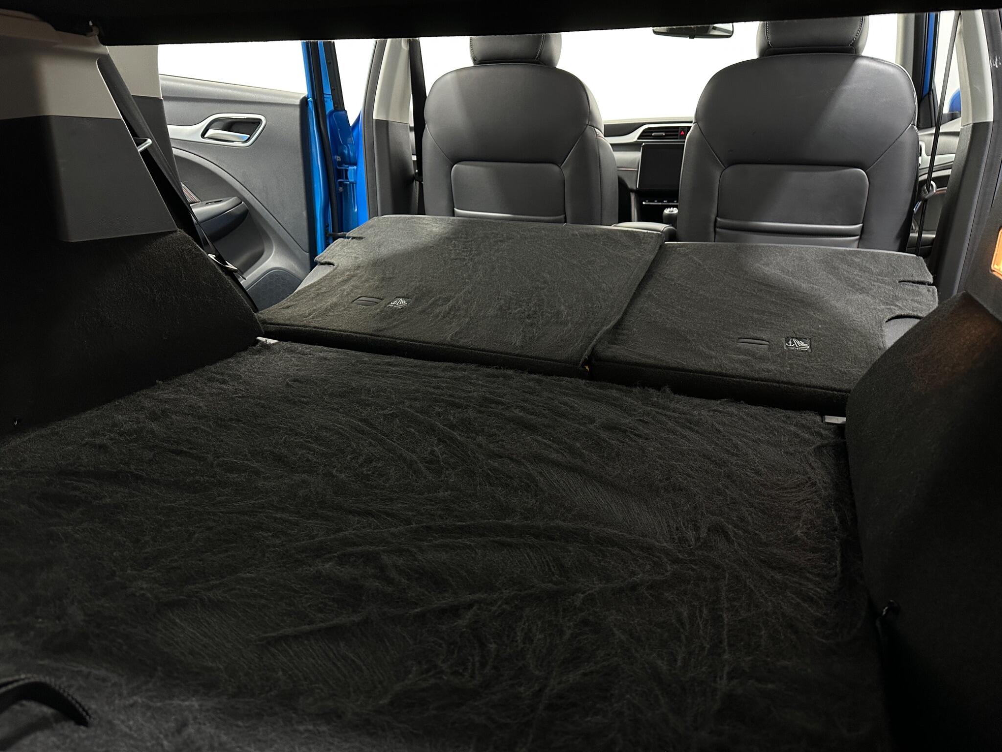 MG ZS view 45