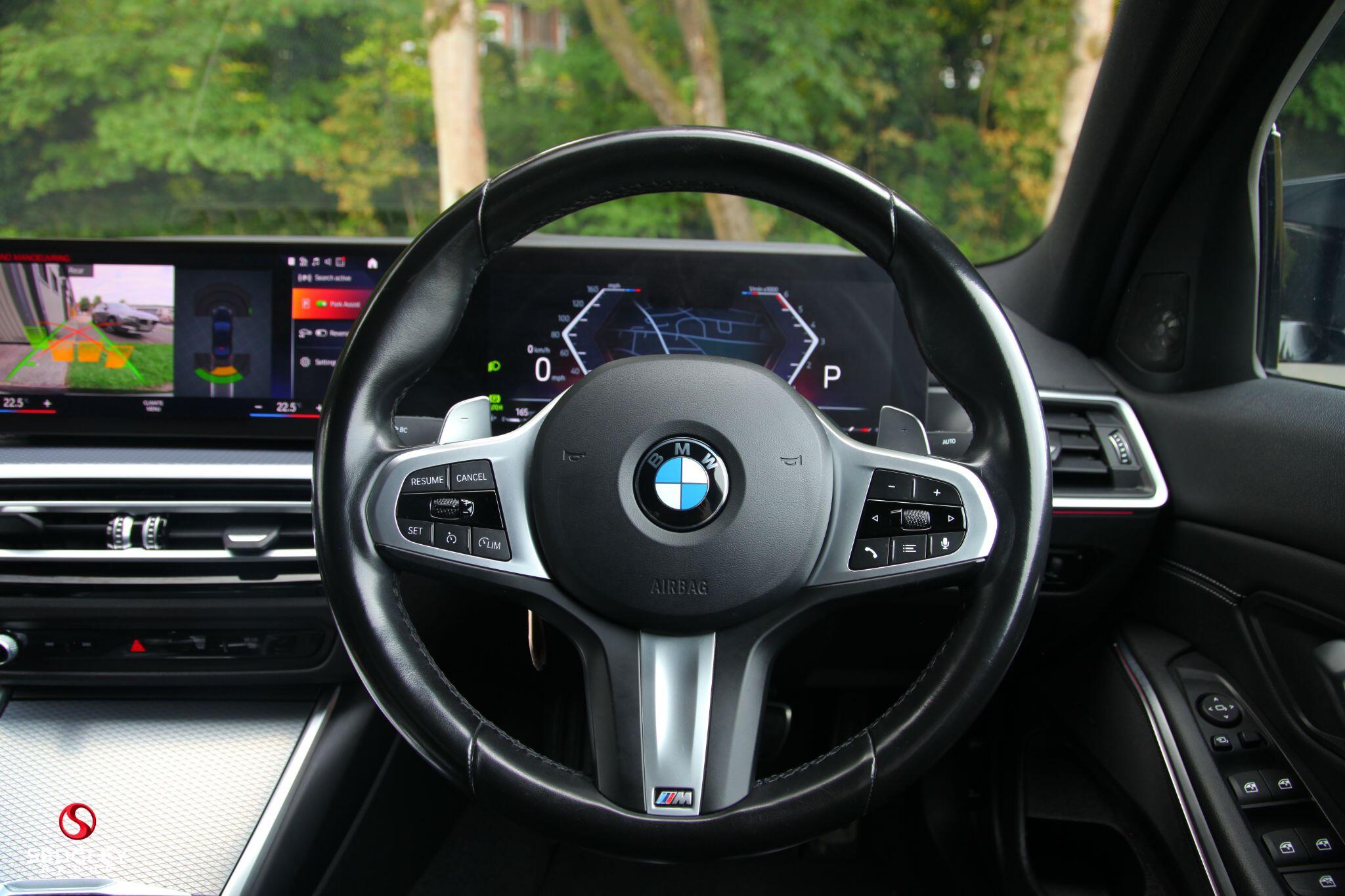 BMW 3 Series view 17