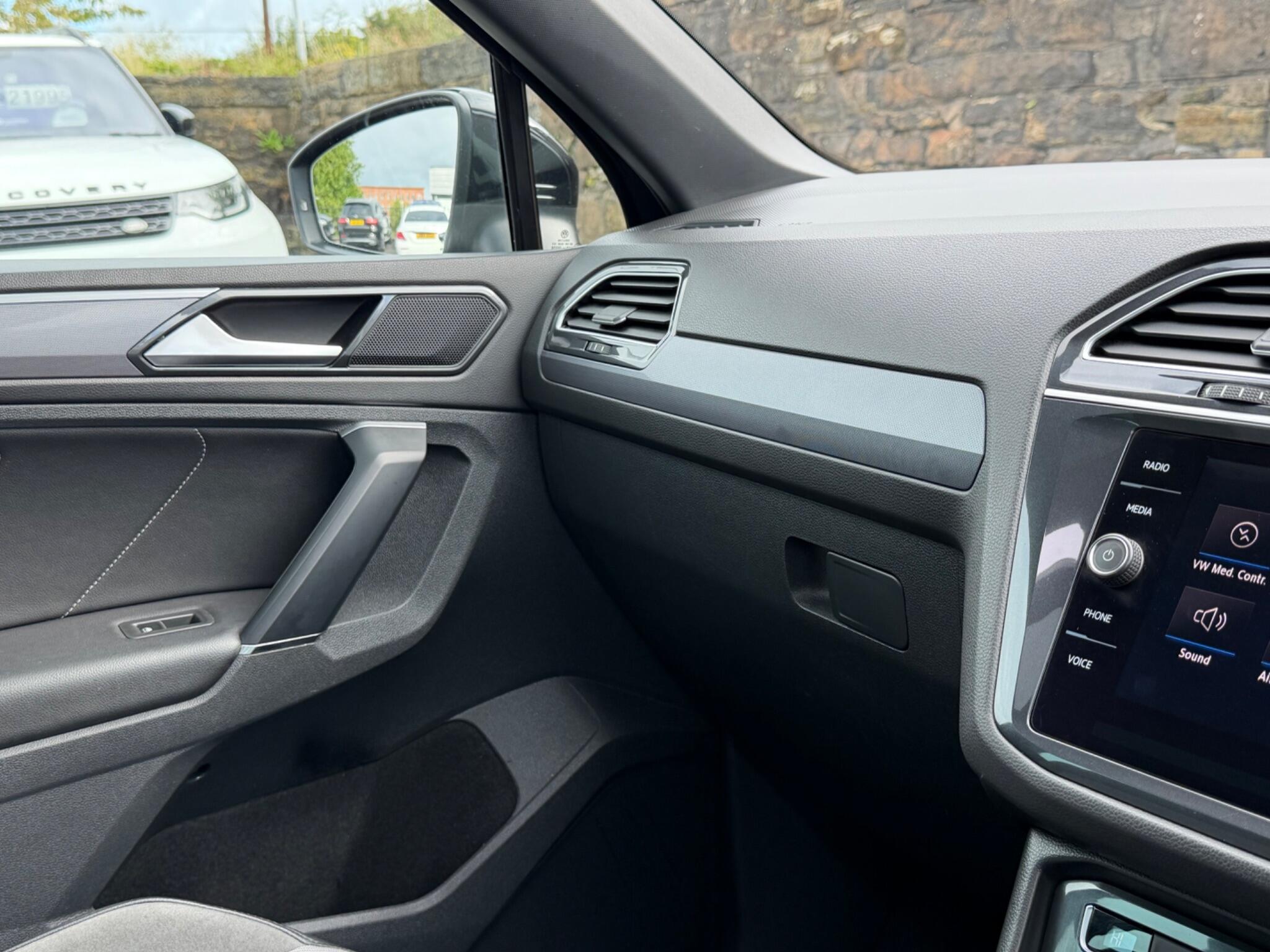 Volkswagen Tiguan view 56