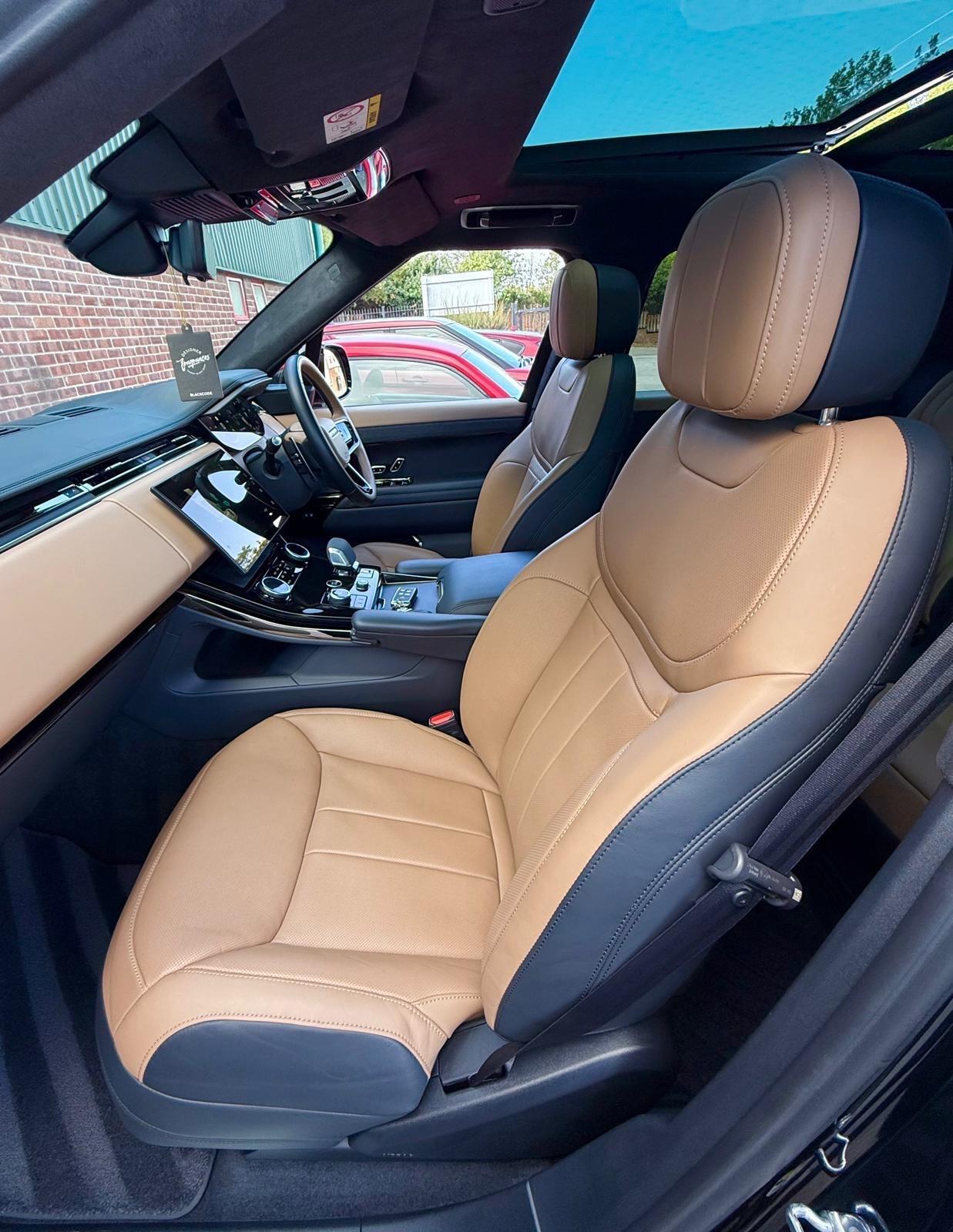Land Rover Range Rover Sport view 16