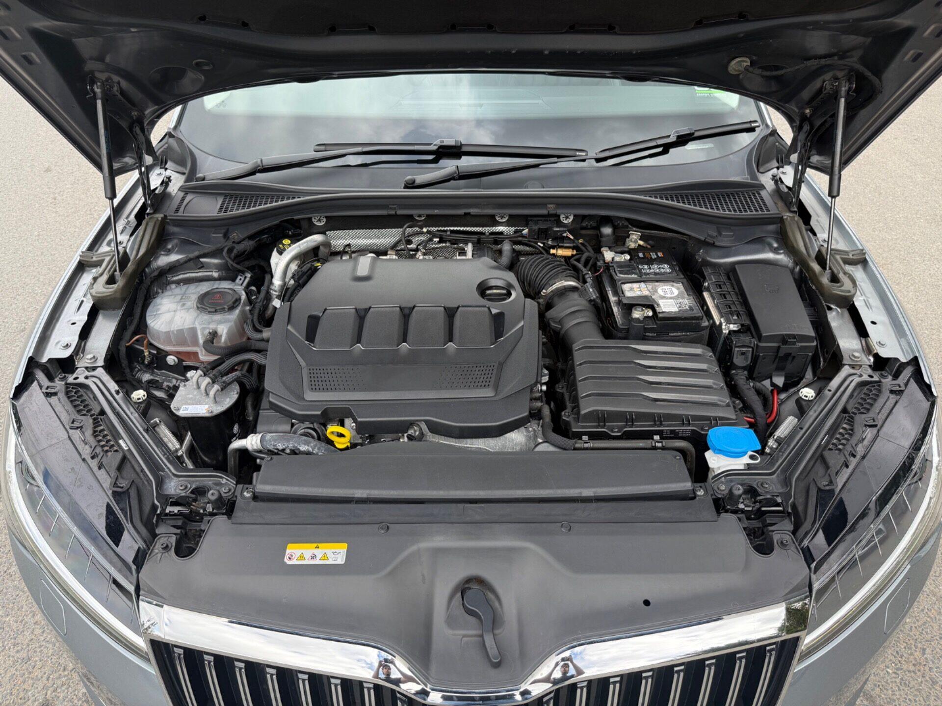 Skoda Superb view 69