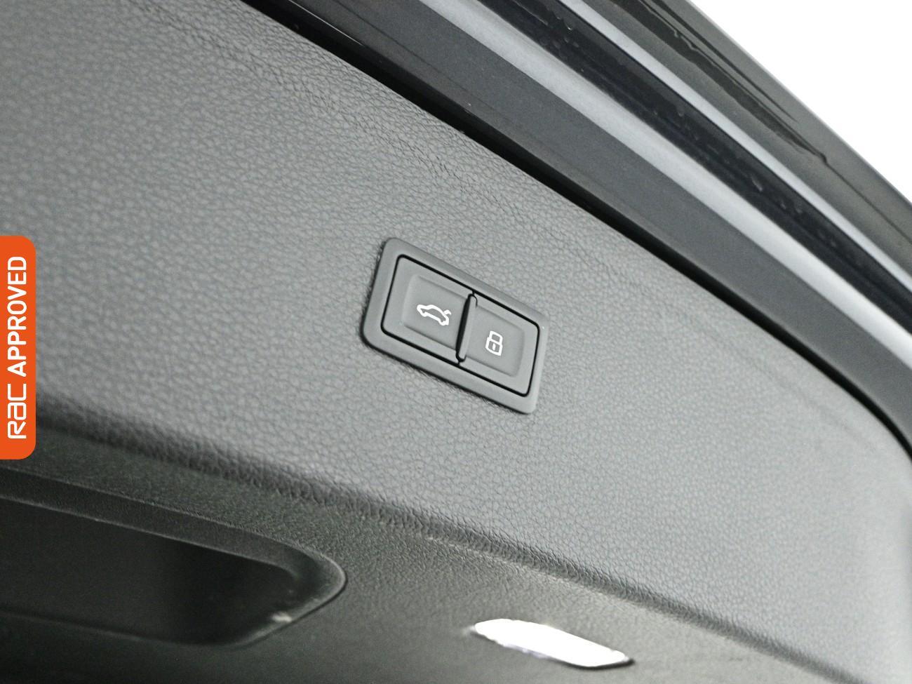 Audi Q5 view 31