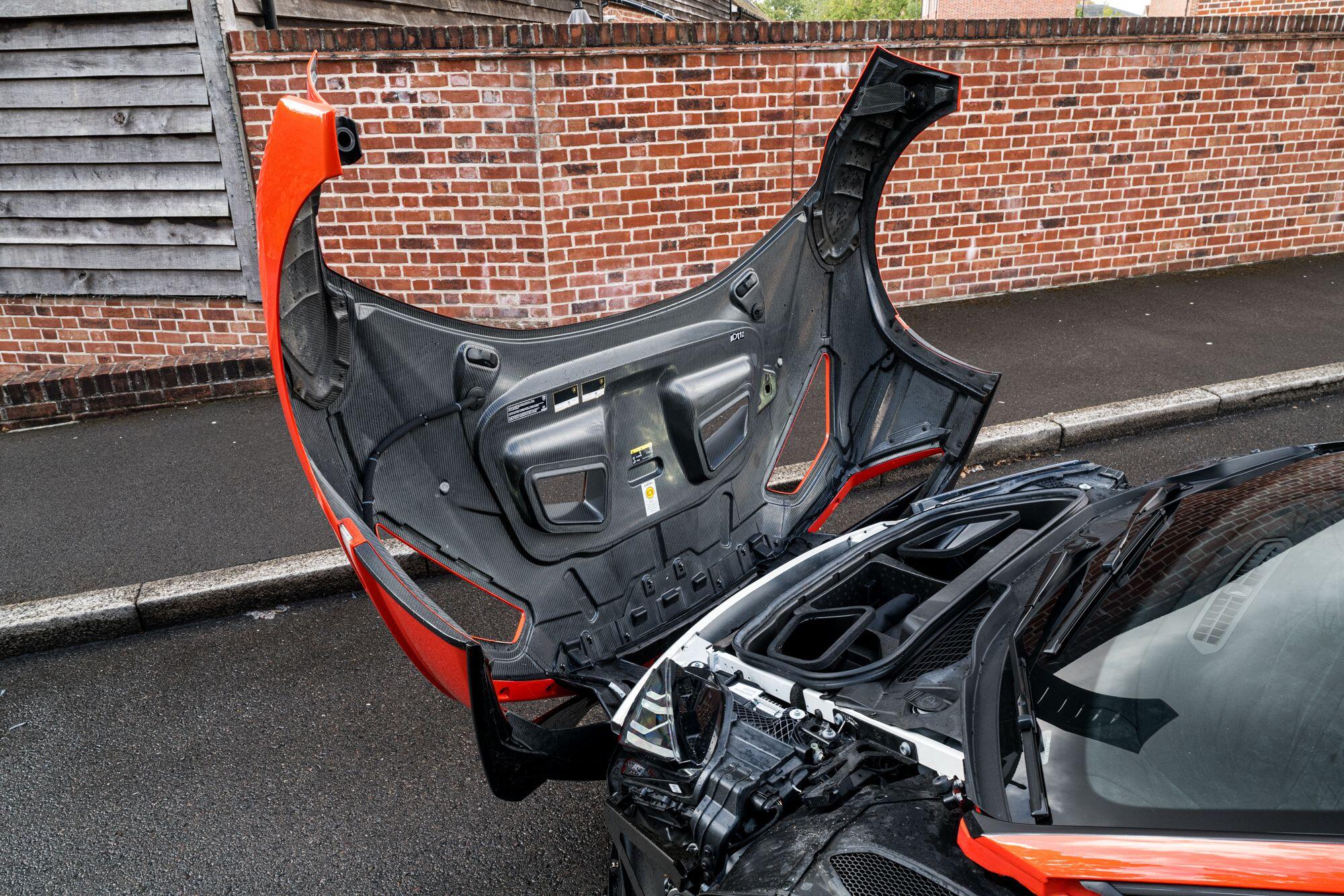 Lamborghini Huracan view 36
