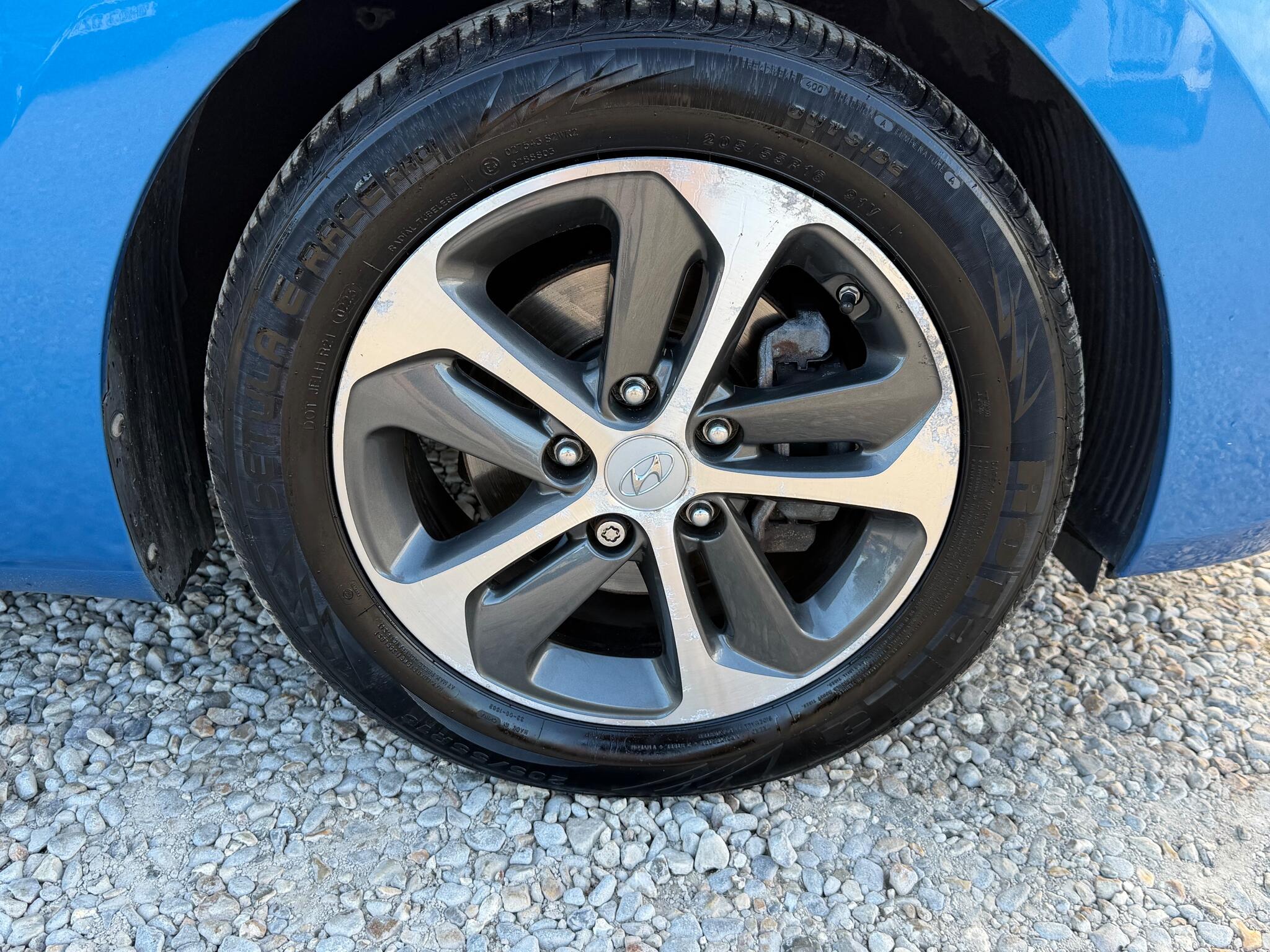 Hyundai i30 view 2