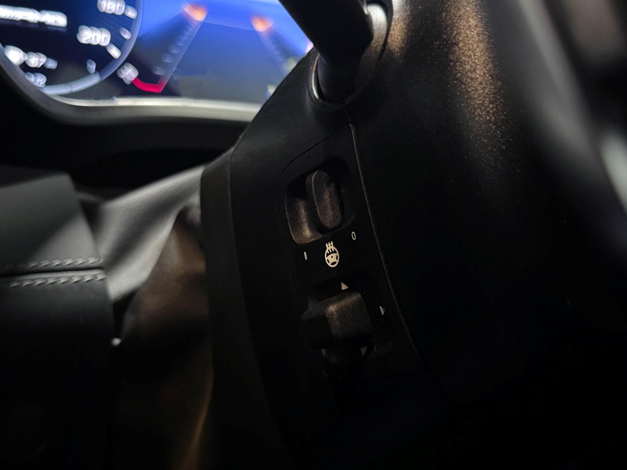 Mercedes-Benz SL view 14