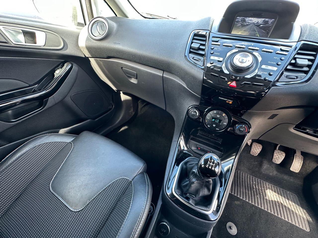 Ford Fiesta view 15