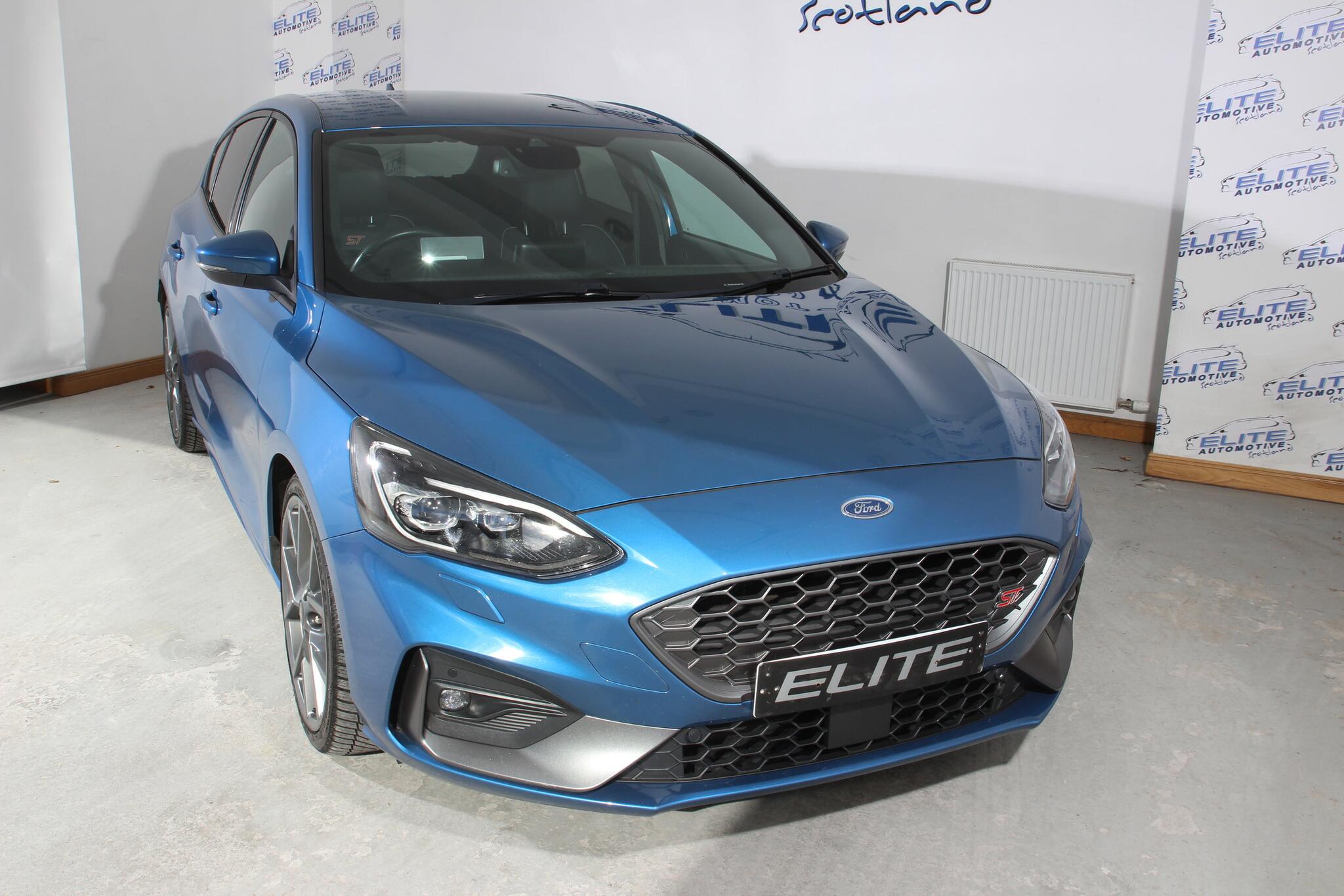Ford Focus view 5