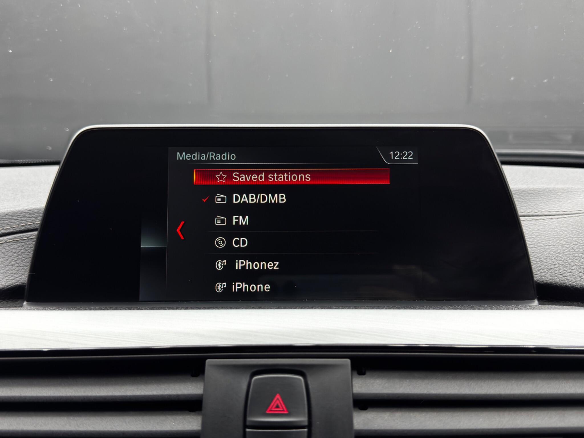 BMW 3 Series view 32