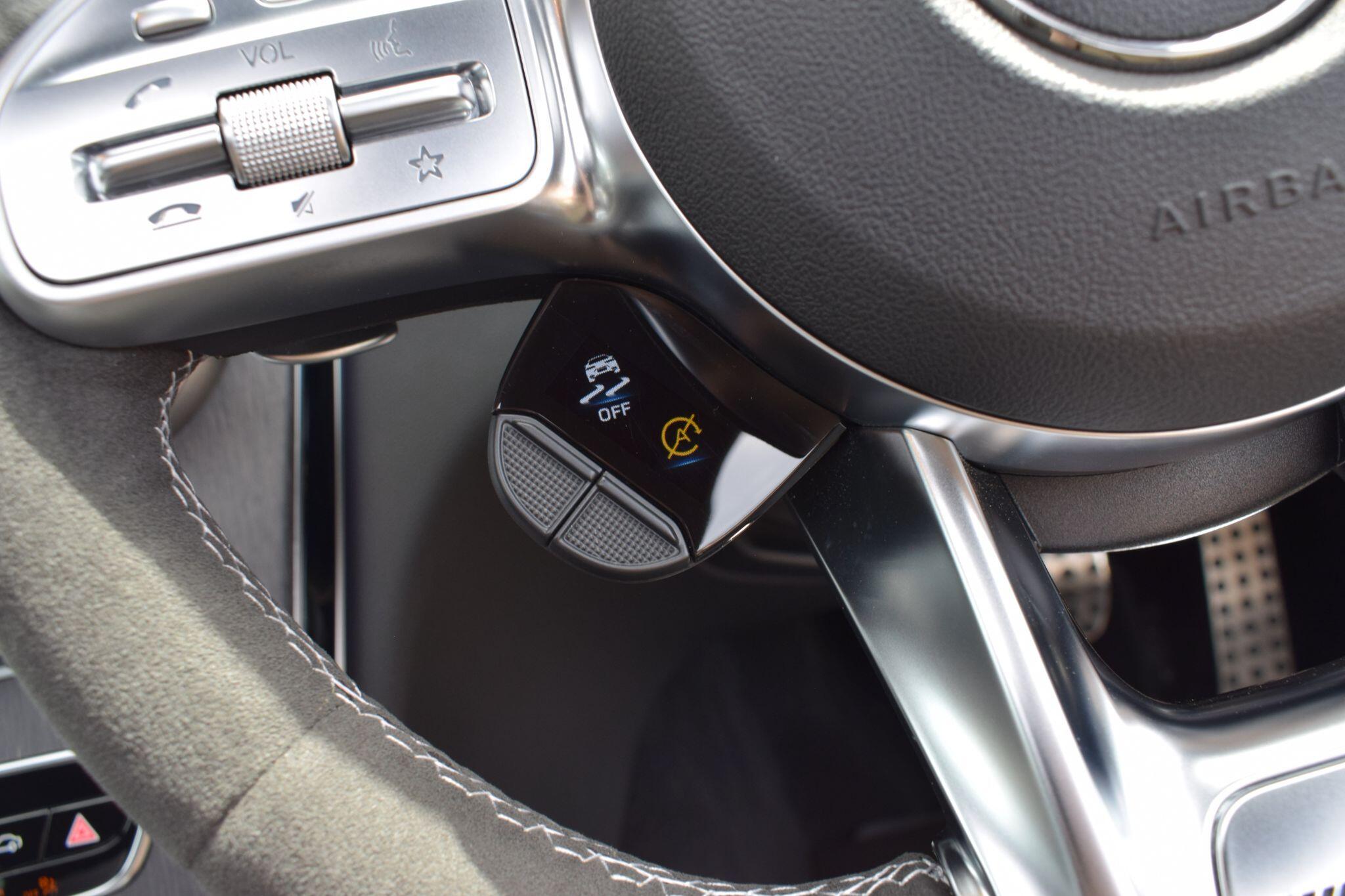 Mercedes-Benz C-Class view 16