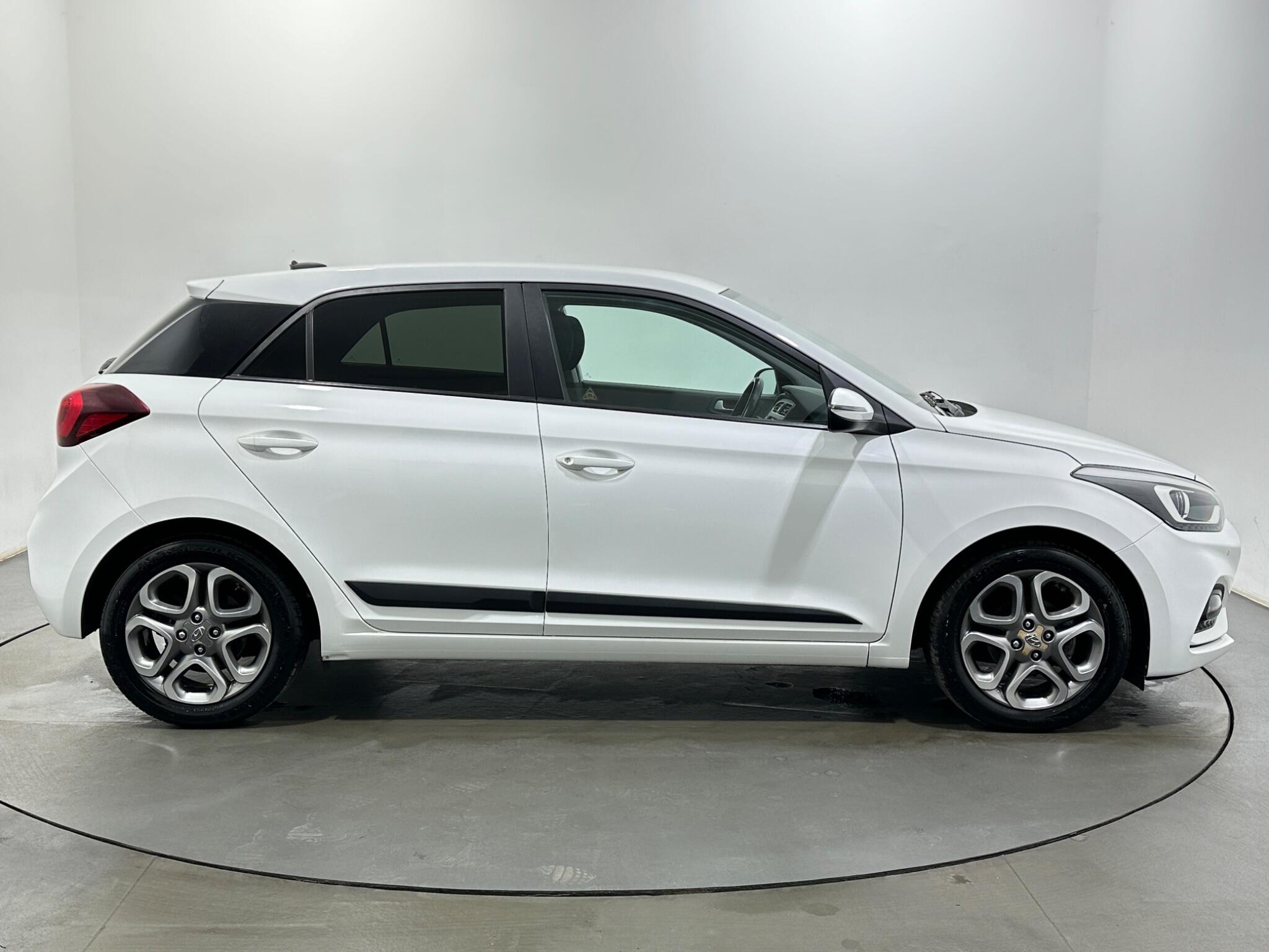 Hyundai I20 view 9