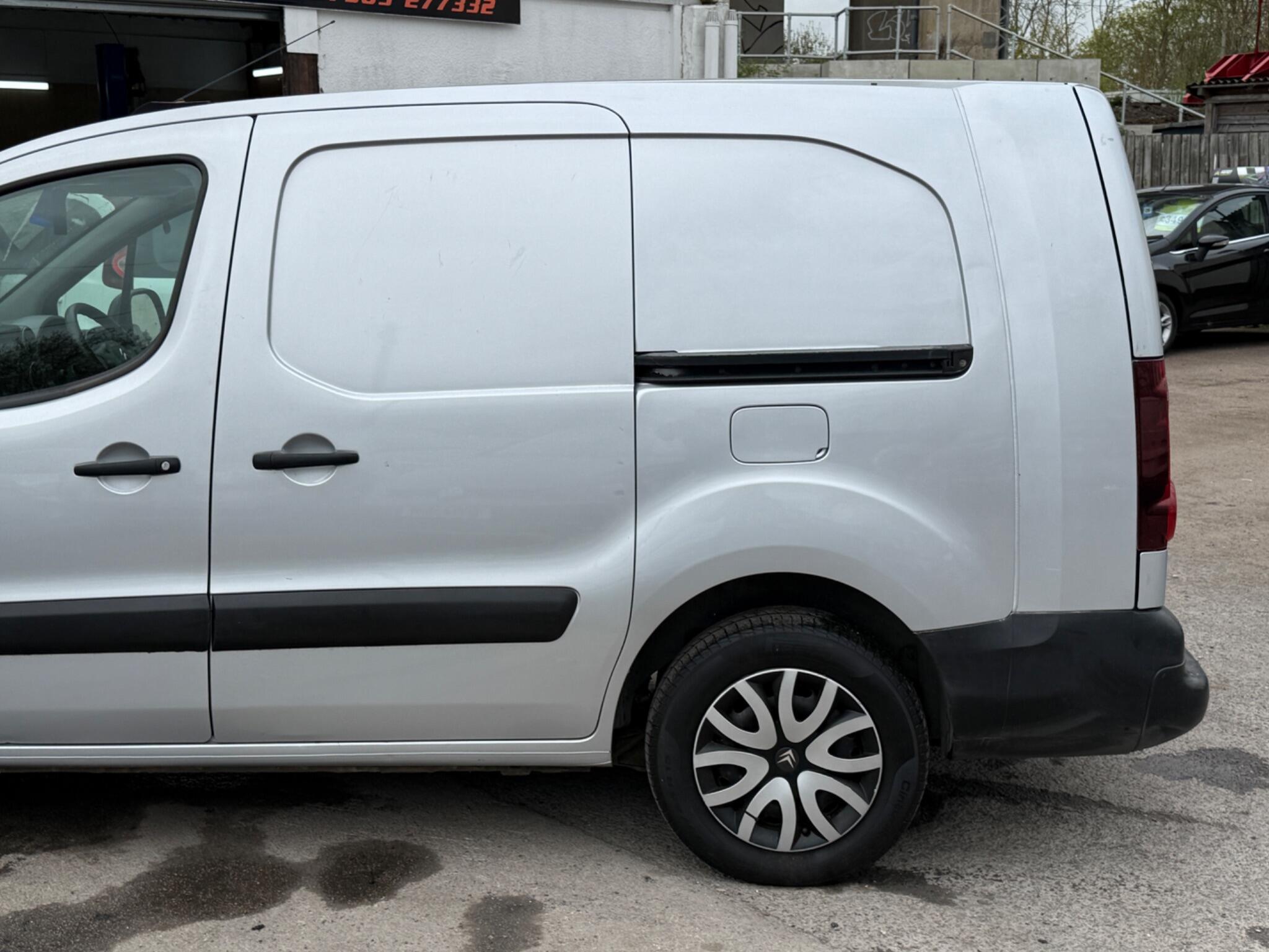 Citroen Berlingo - Image 13