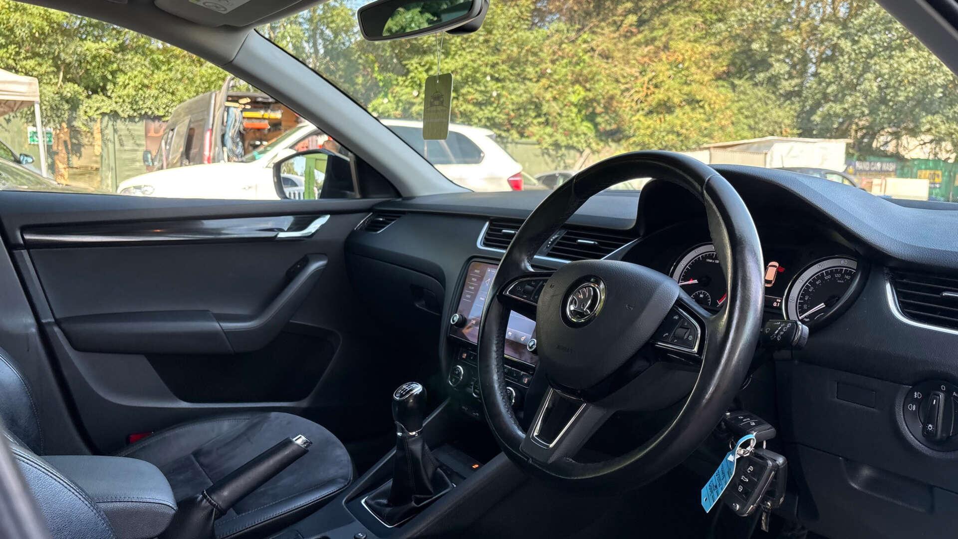 Skoda Octavia view 7