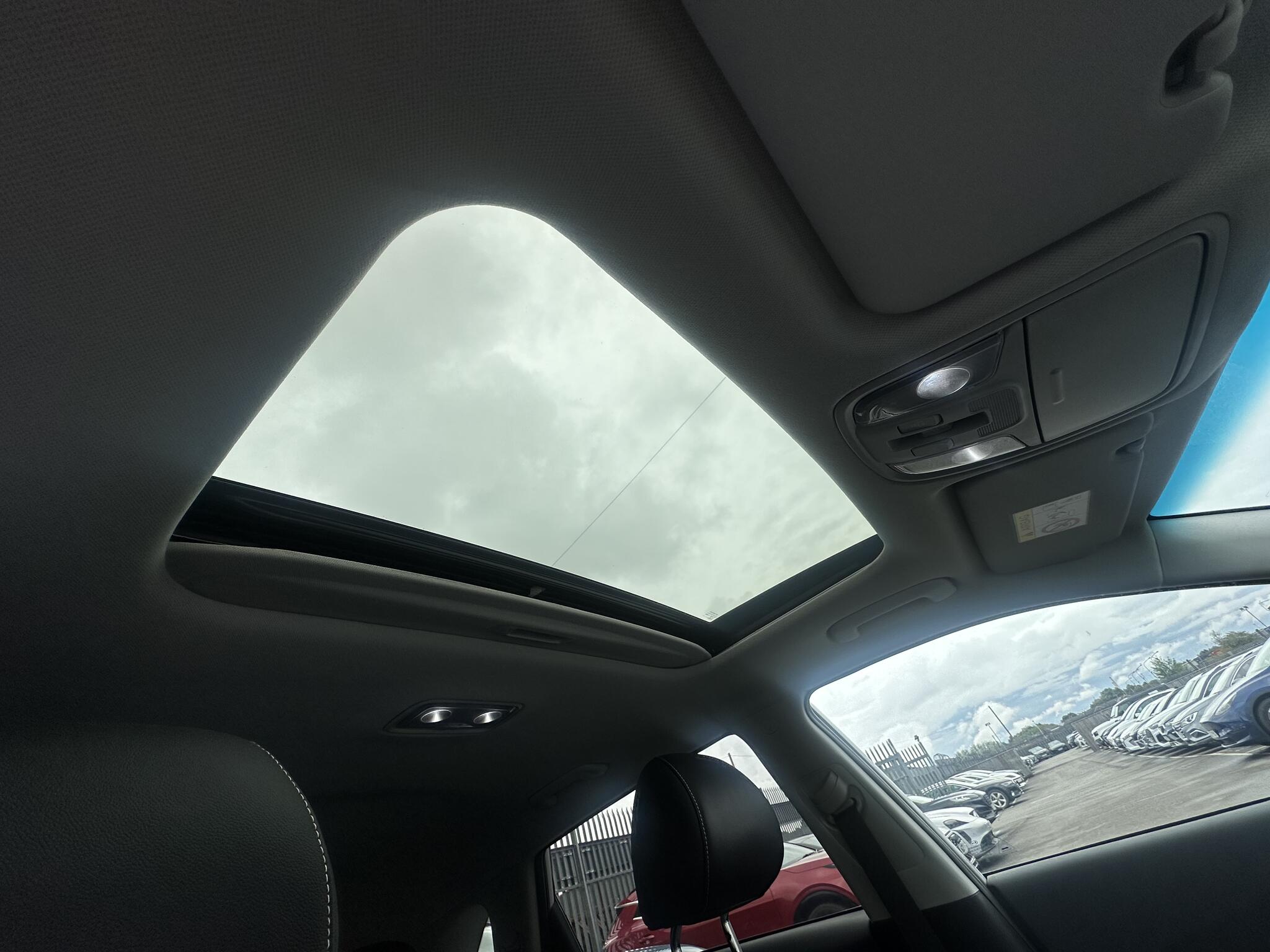 Kia Niro view 23