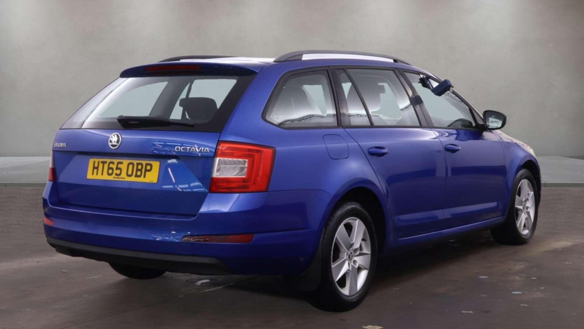 Skoda Octavia view 9
