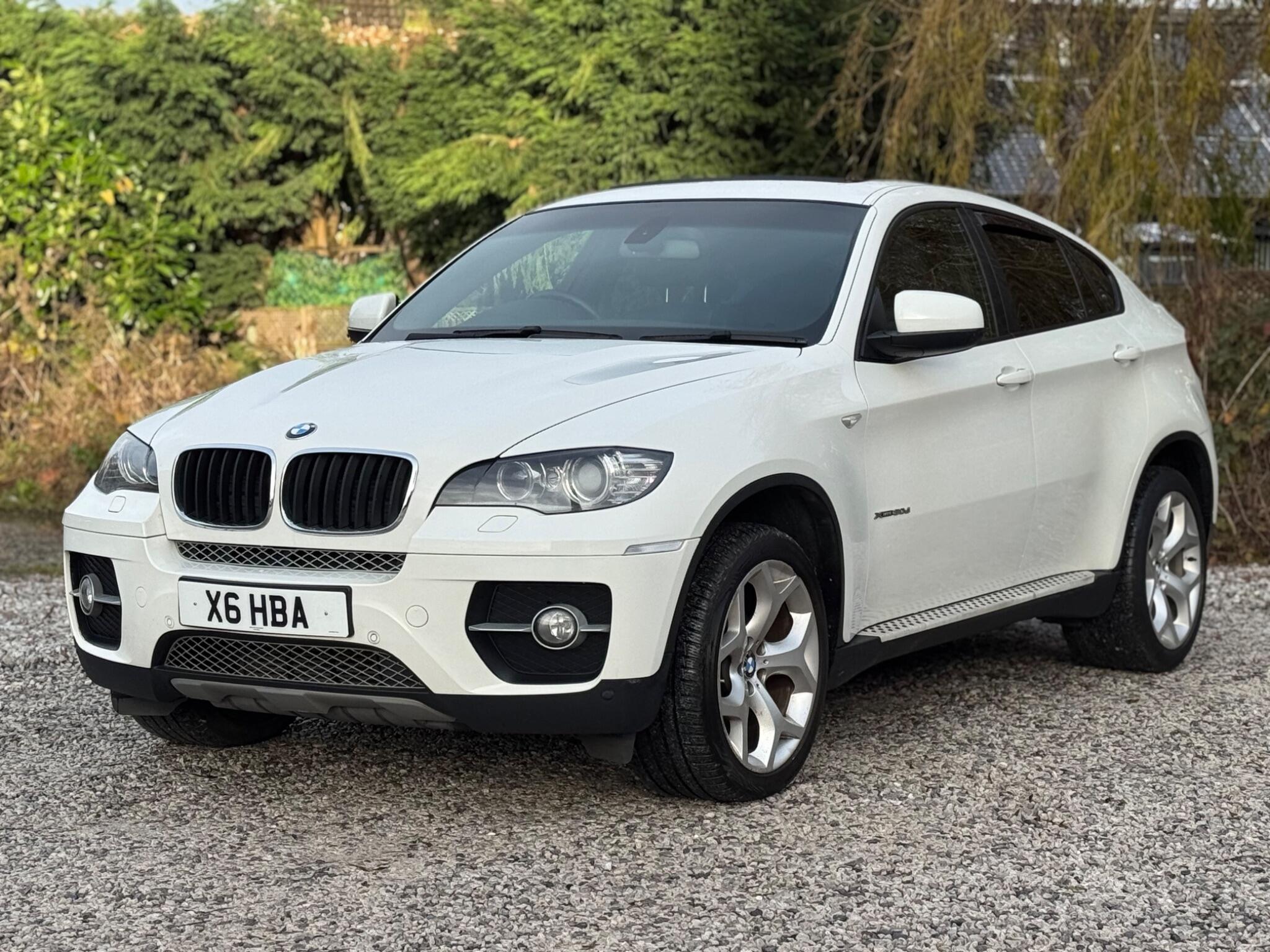 BMW X6 view 6