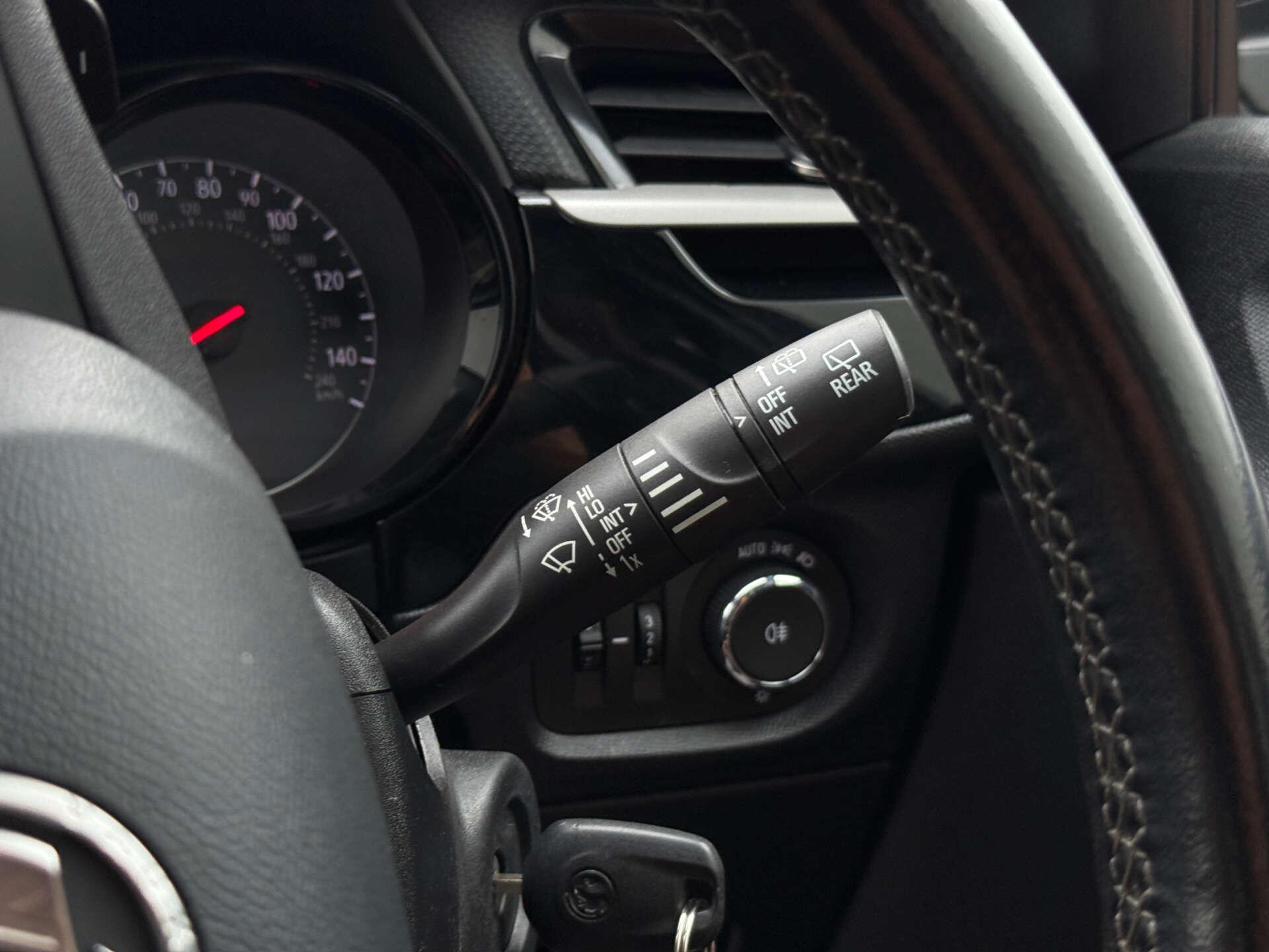 Vauxhall Corsa view 48
