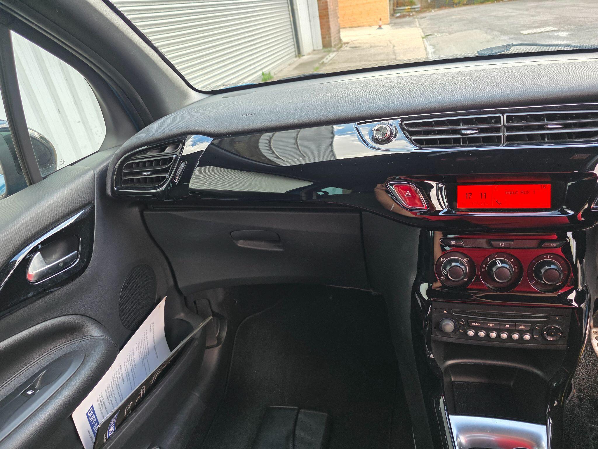 Citroen DS3 view 13