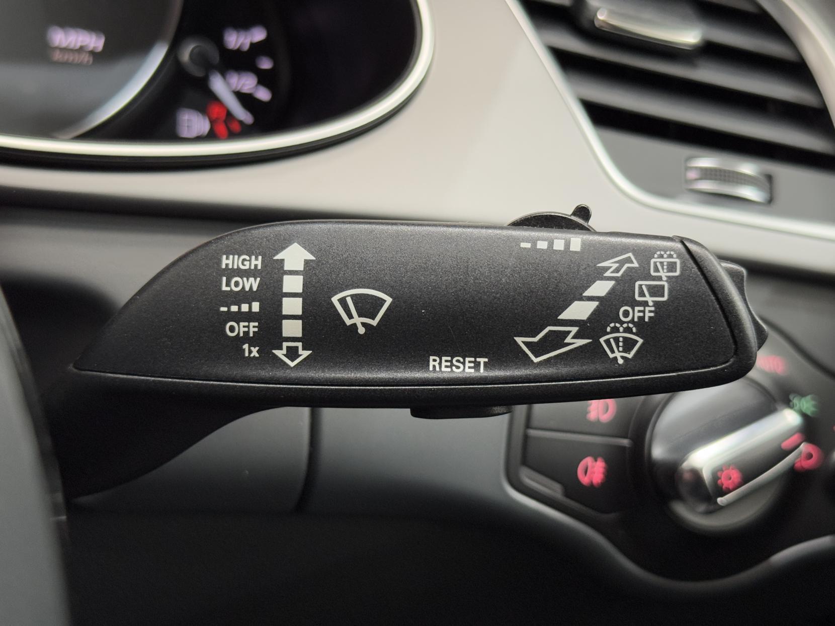 Audi S4 Avant view 37