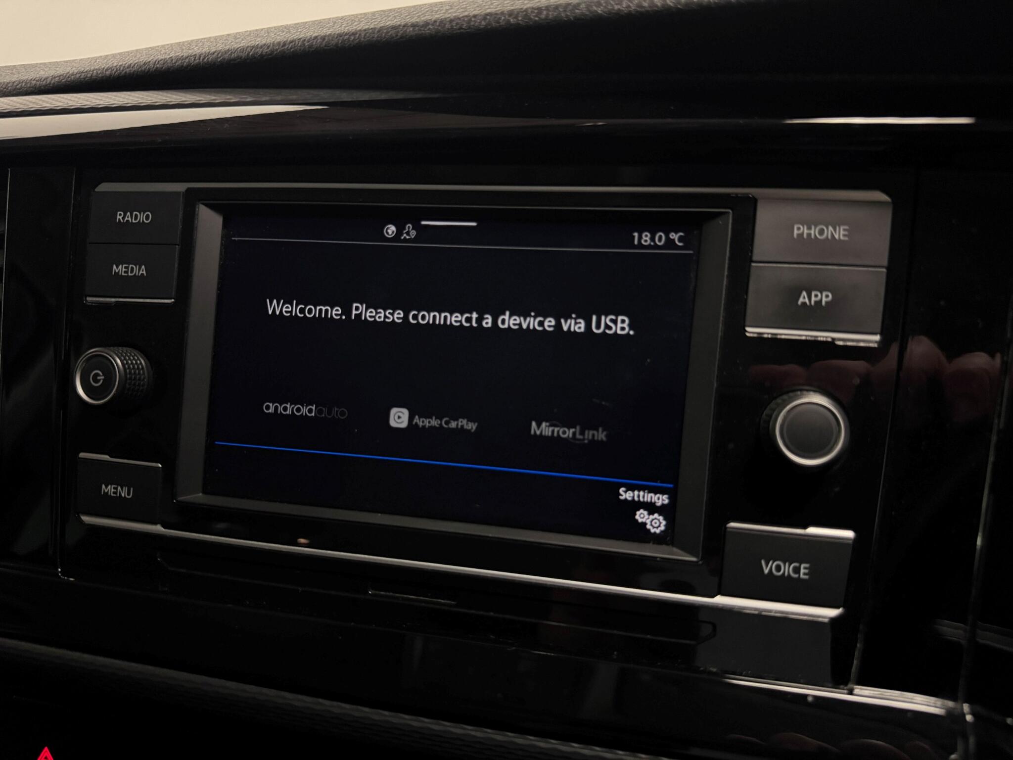 Volkswagen California view 8