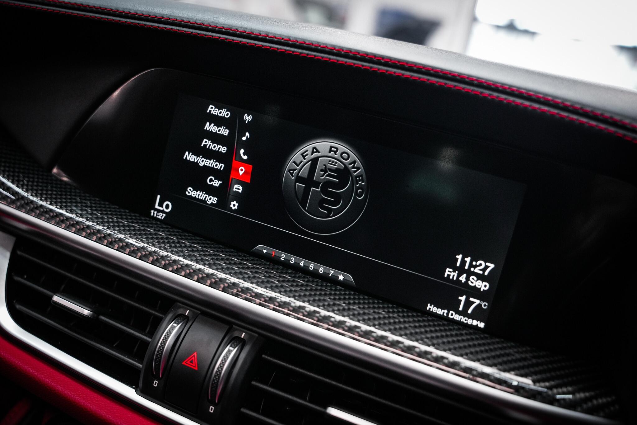 Alfa Romeo Stelvio view 44