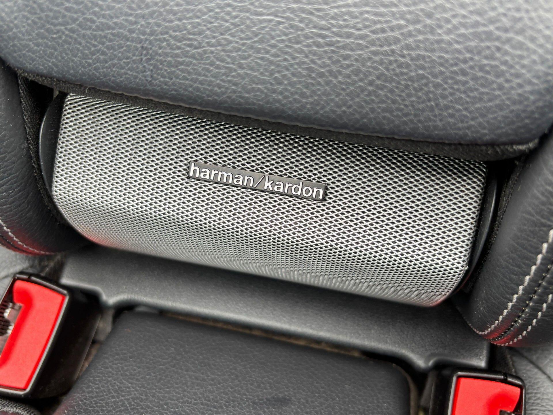Mercedes-Benz E Class view 22