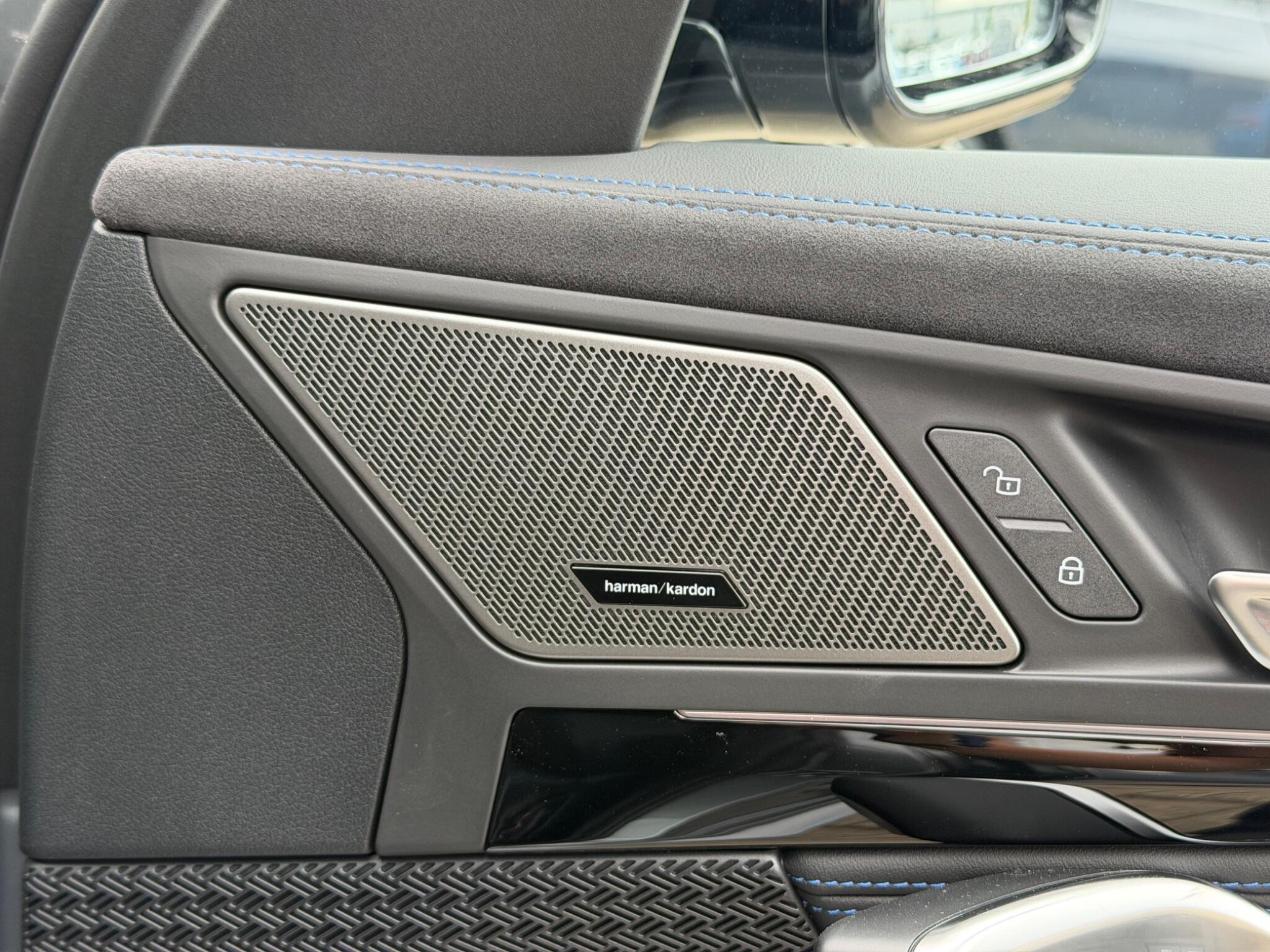 BMW X2 view 12