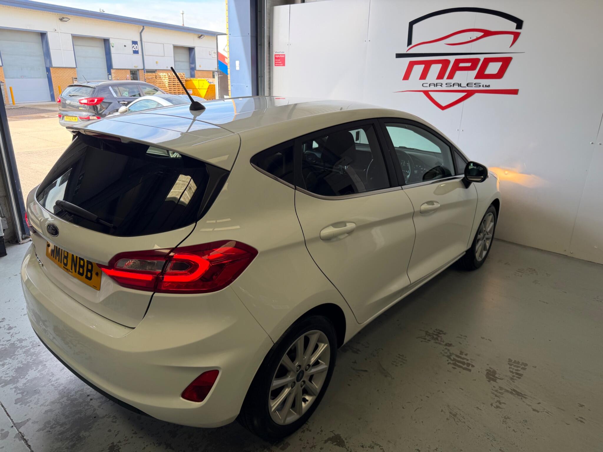 Ford Fiesta view 39