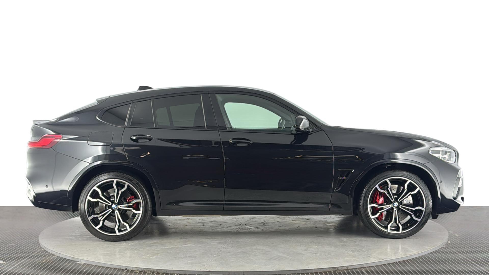 BMW X4 M view 3