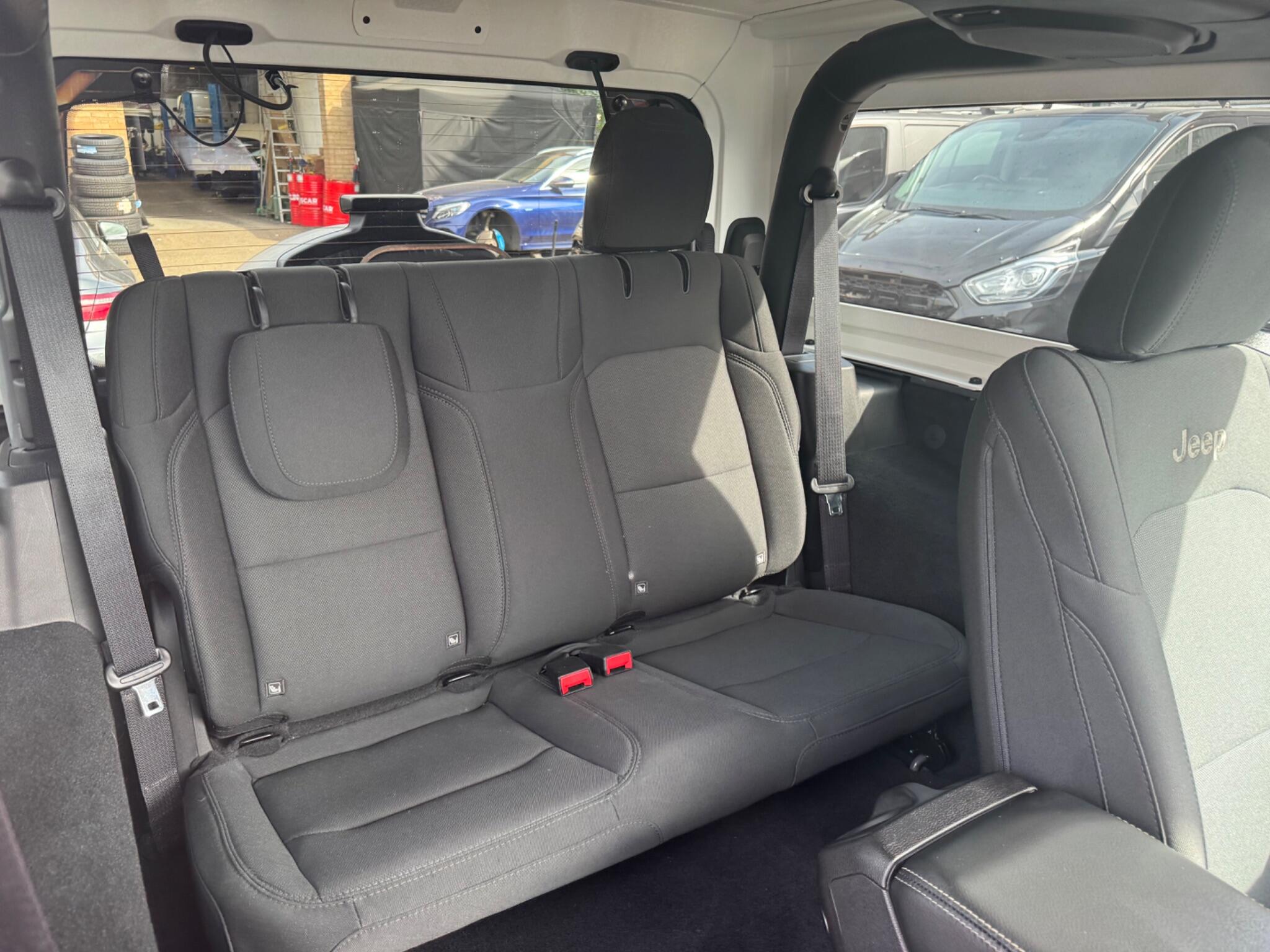 Jeep Wrangler view 22