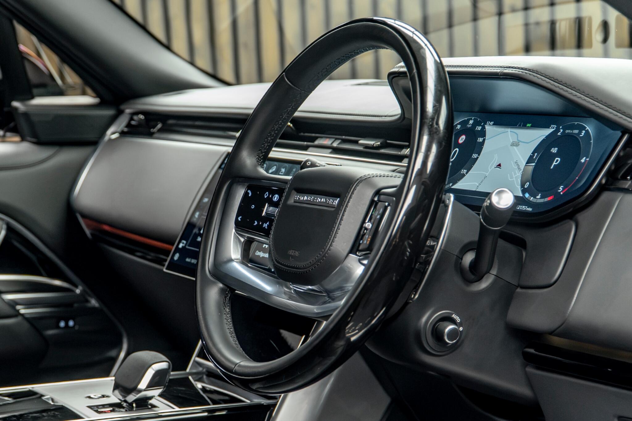 Land Rover Range Rover view 28
