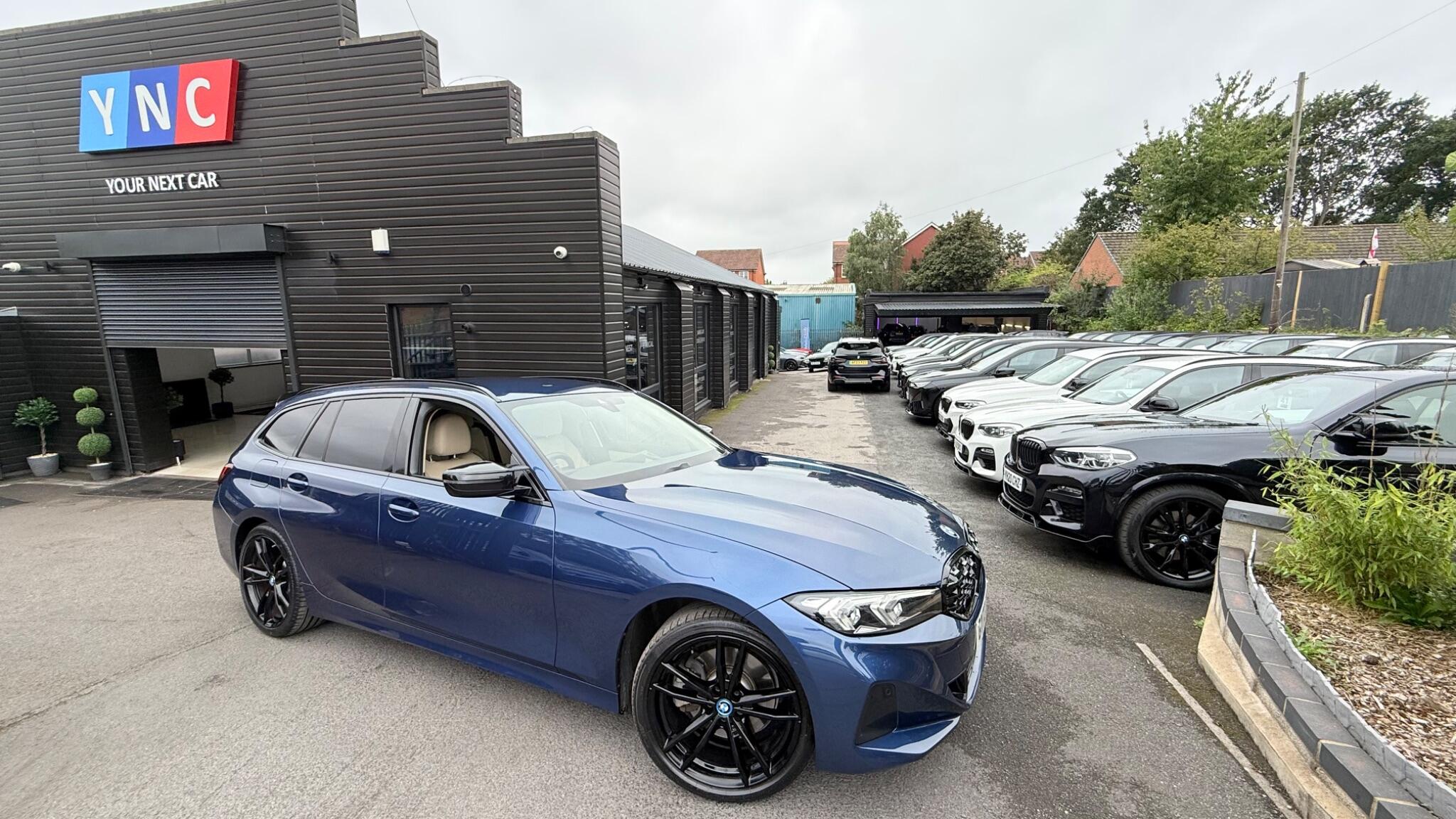 BMW 3 Series view 2