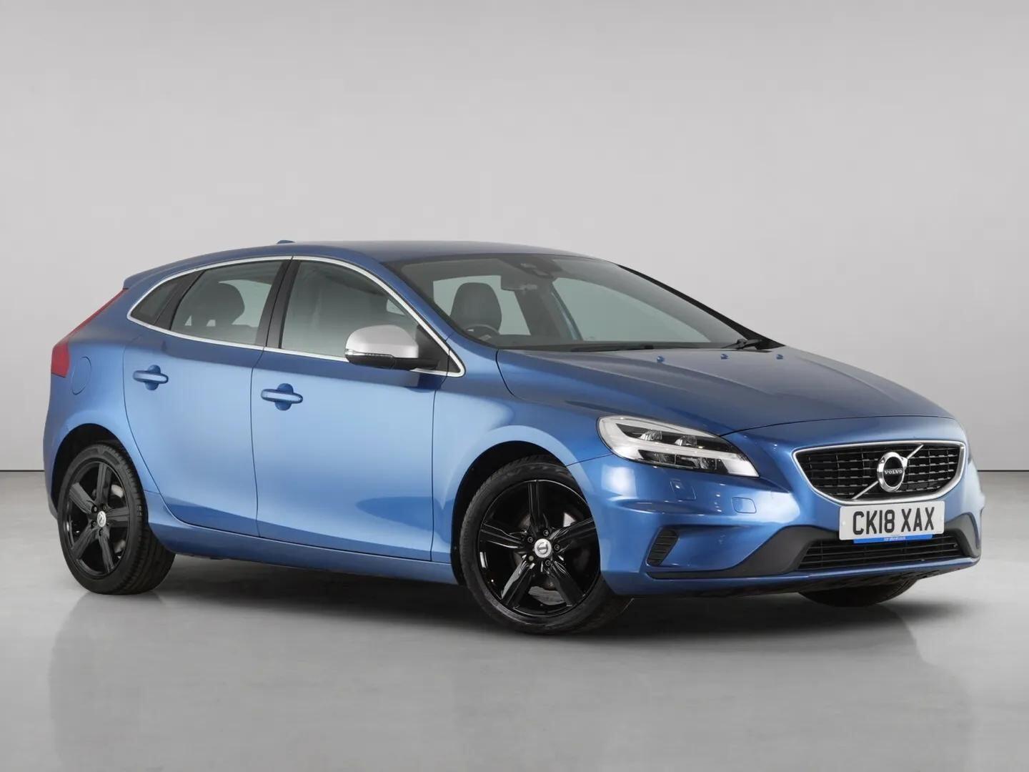 2018 Volvo V40 in Blue for sale