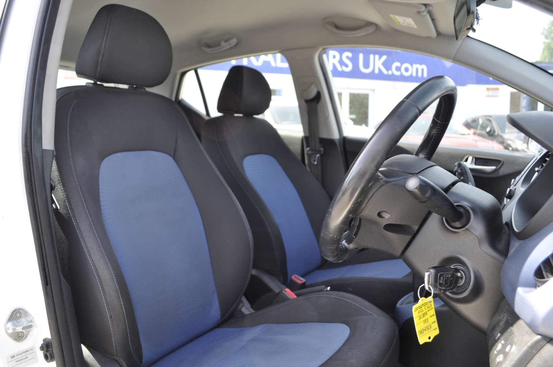 Hyundai I10 view 10