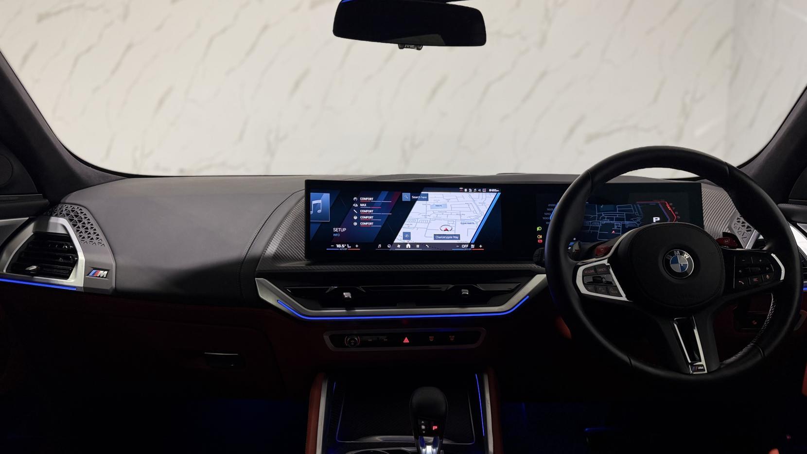 BMW XM view 20