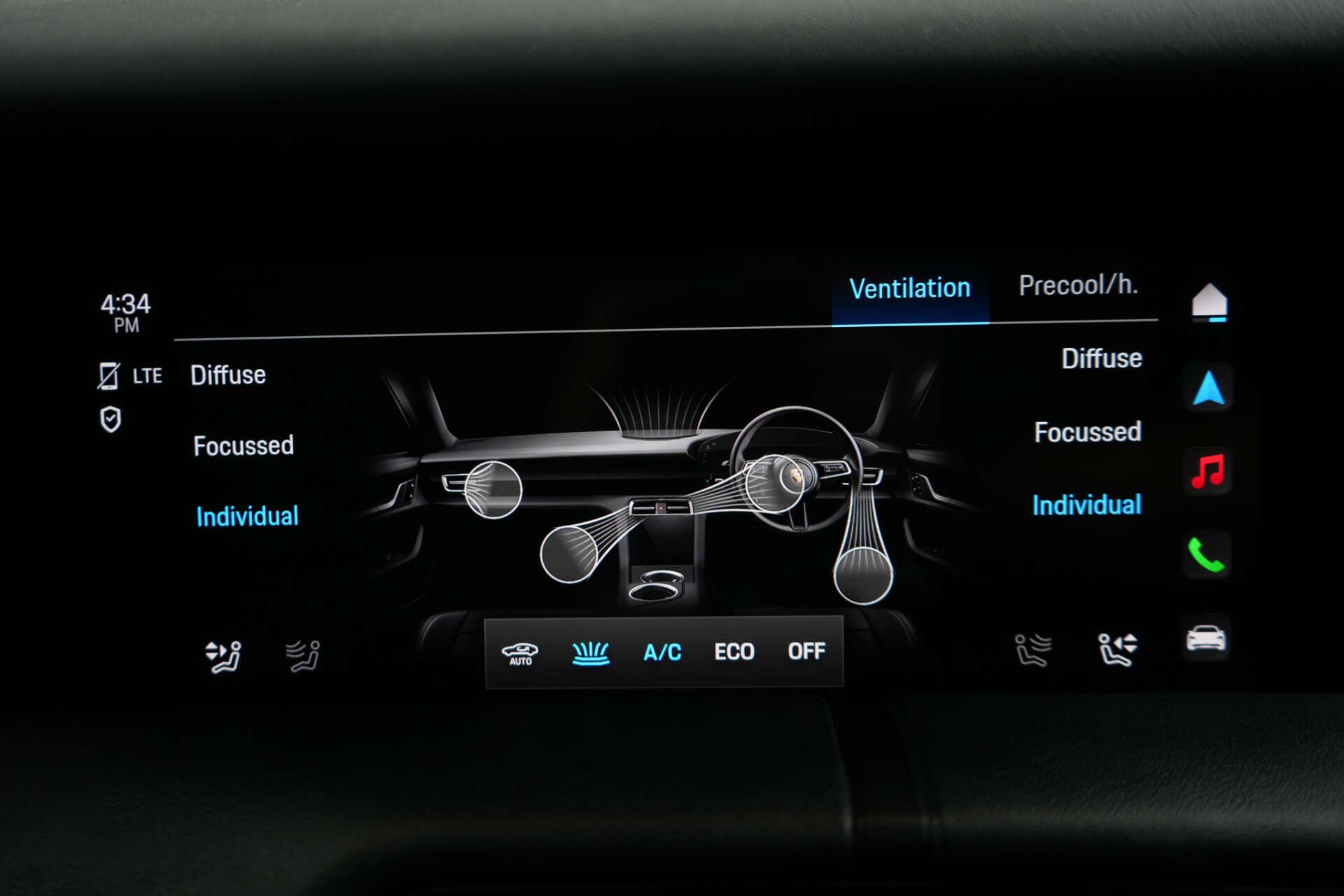 Porsche Taycan view 35