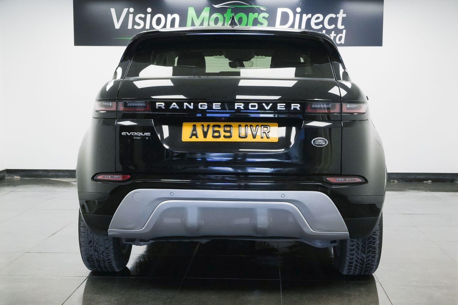 Land Rover Range Rover Evoque view 3