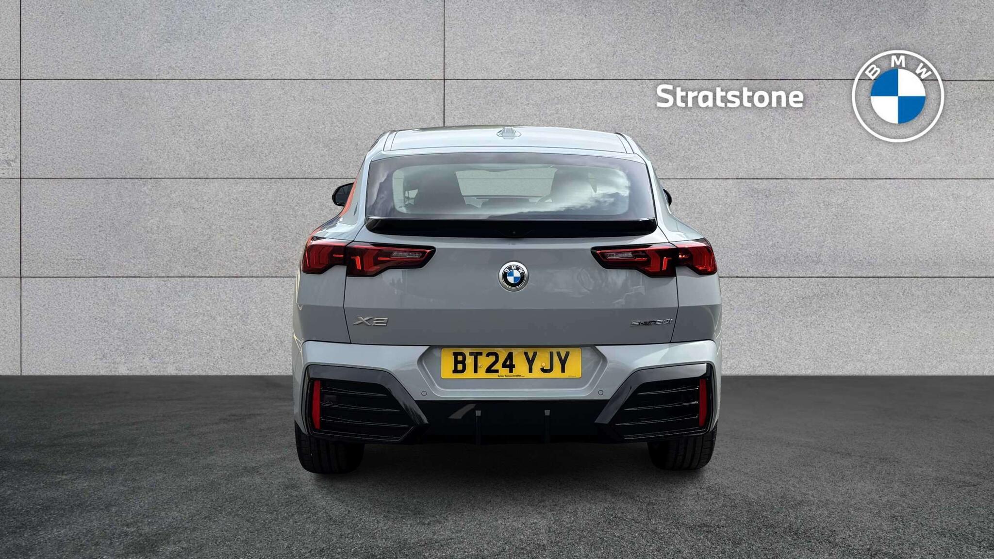 BMW X2 view 17