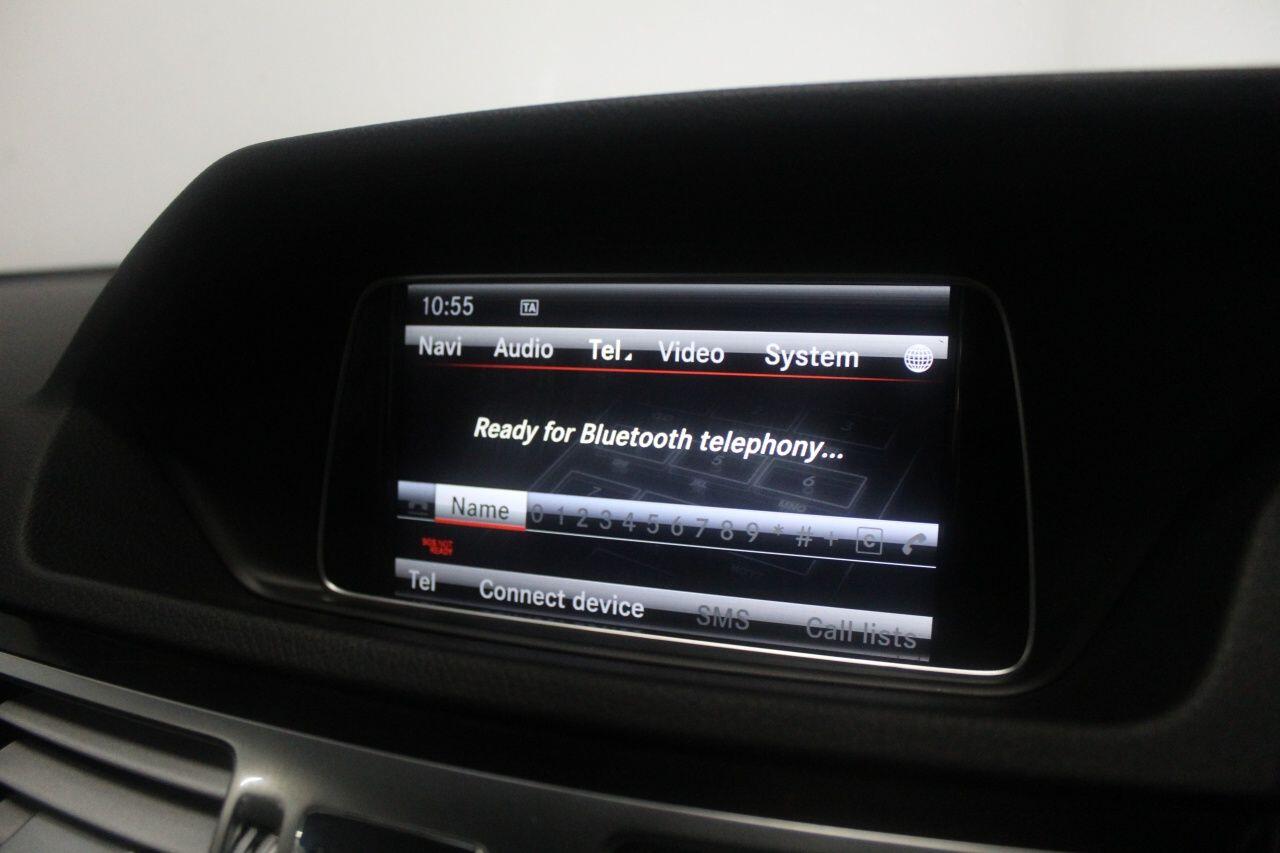 Mercedes-Benz E-Class view 38