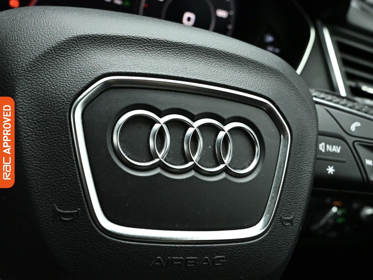 Audi Q5 view 26