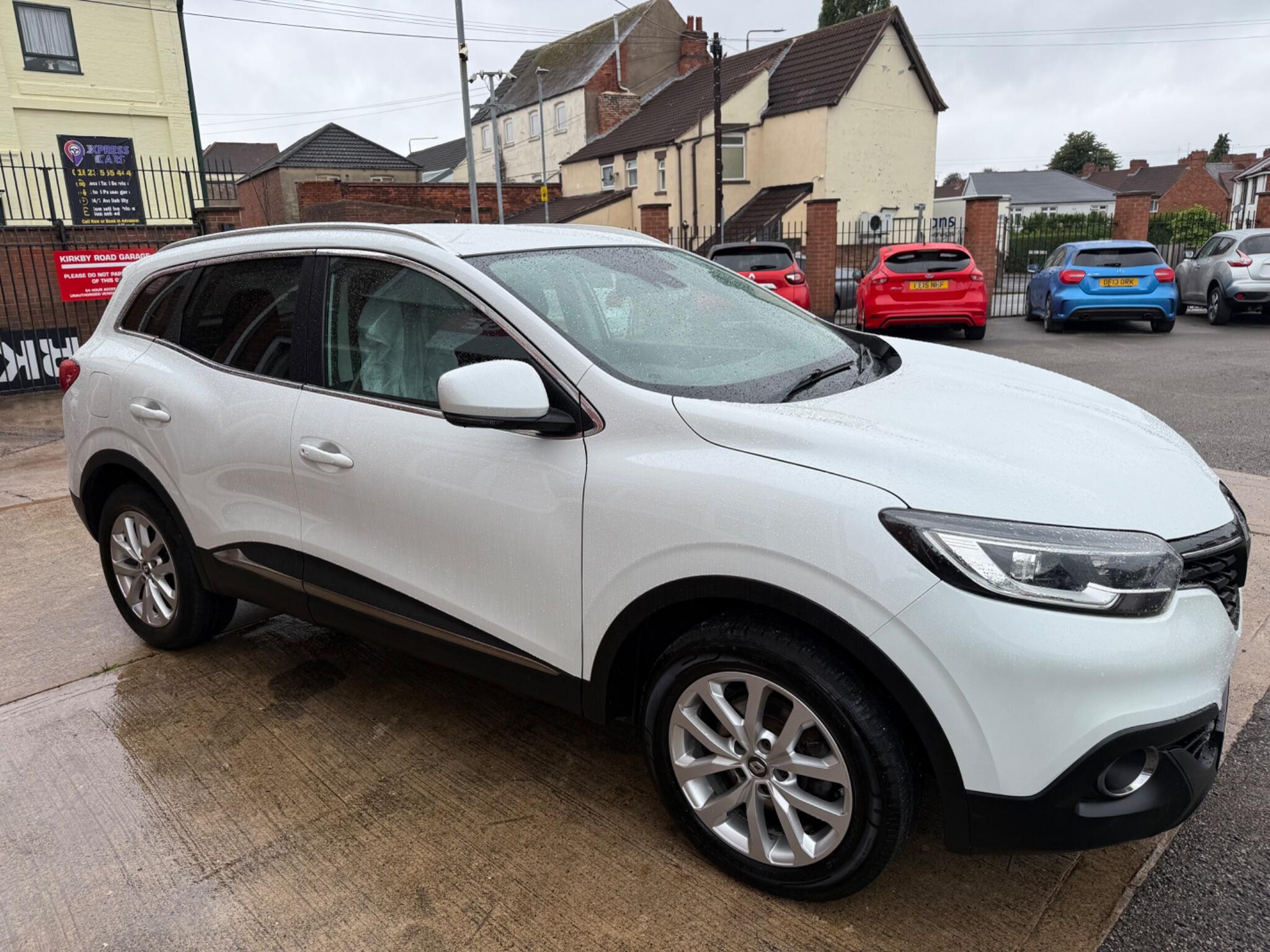 Renault Kadjar view 2