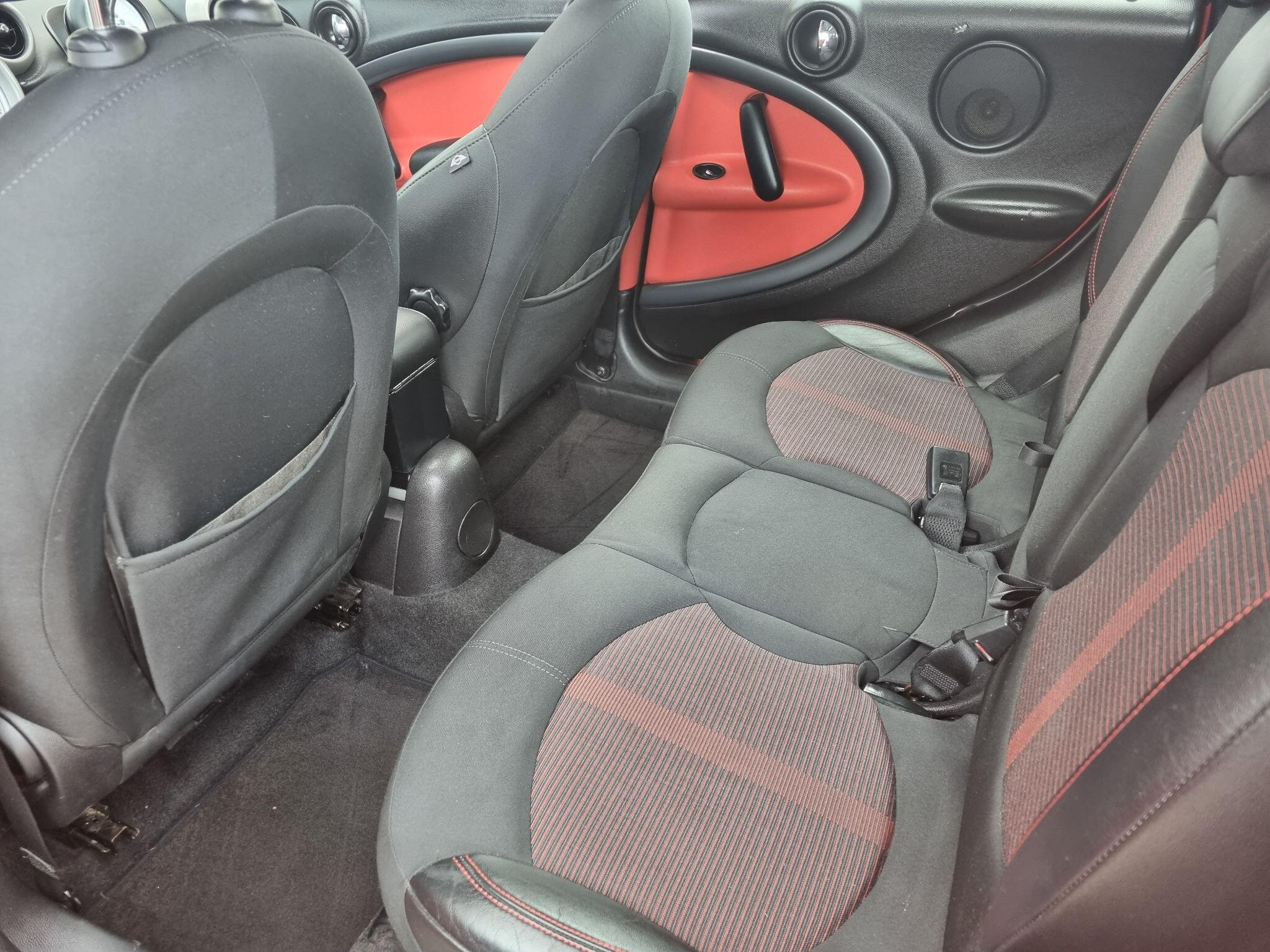 Mini Countryman view 13