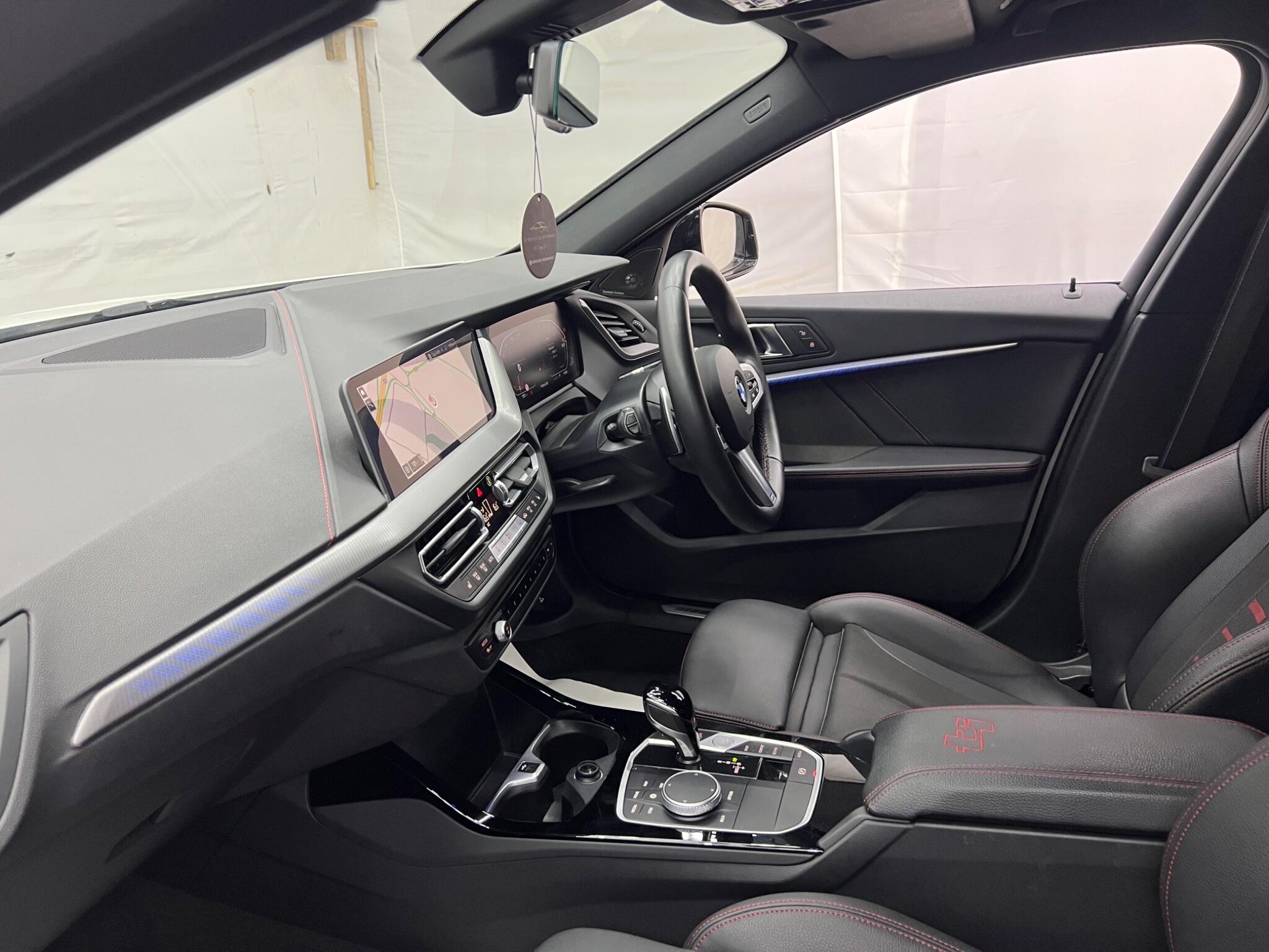 BMW 1 Series view 45