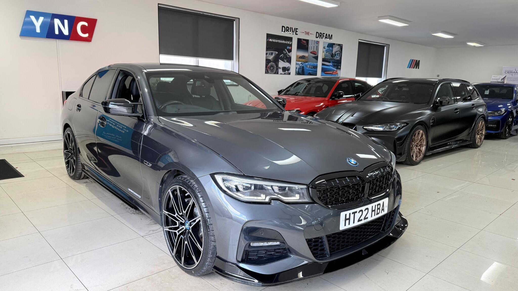 BMW 3 Series view 45