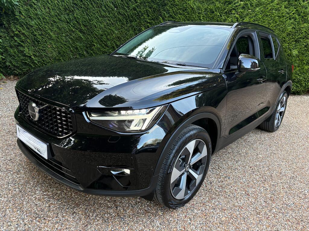 Volvo XC40 view 15