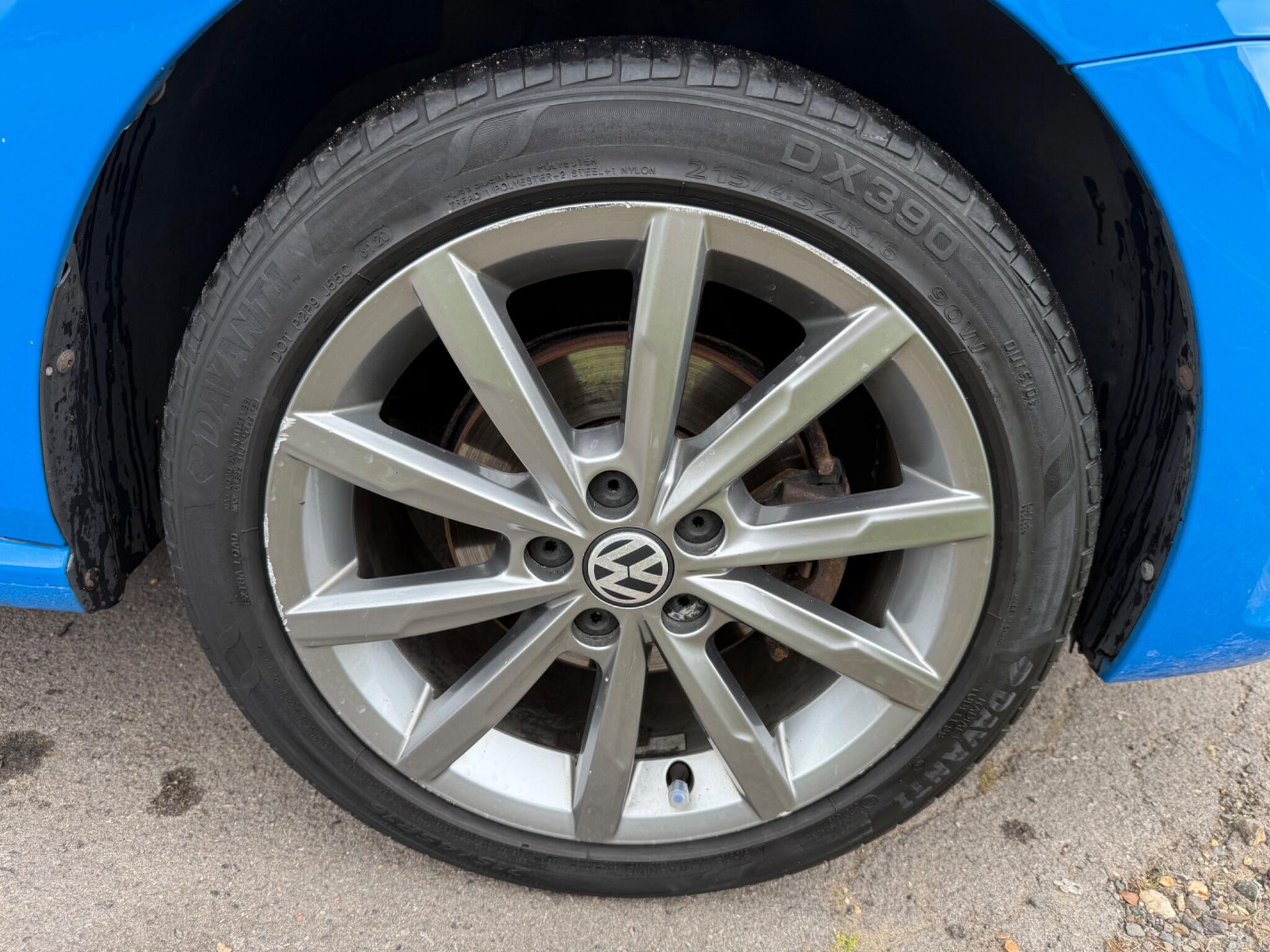 Volkswagen Polo view 24
