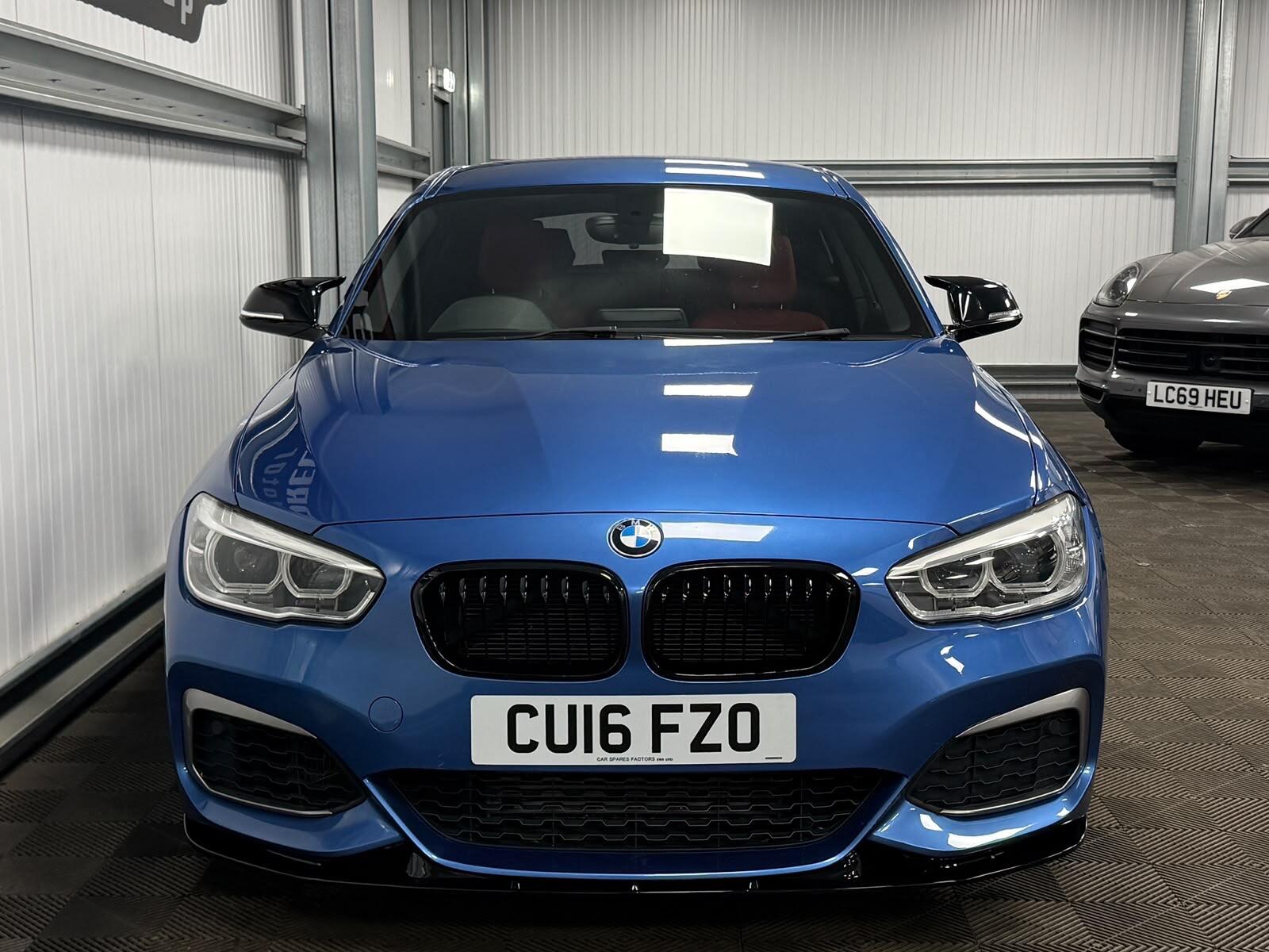 BMW 1 Series view 9